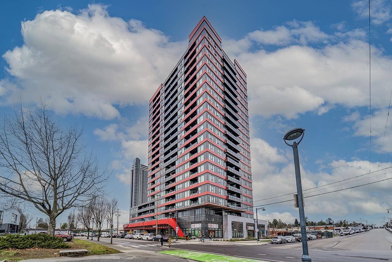 Surrey, BC V3T 0S3,10626 City Pkwy #805
