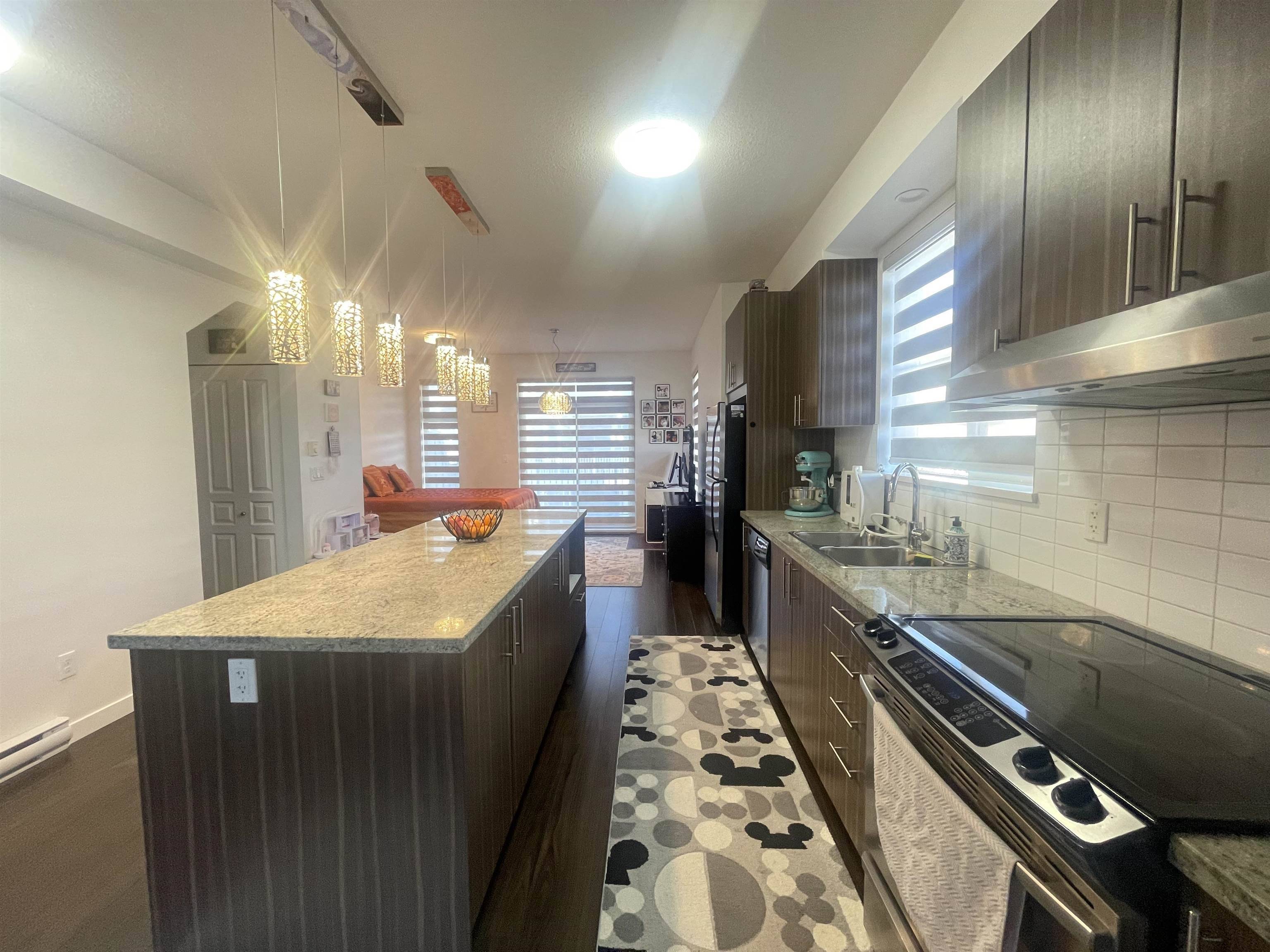 Abbotsford, BC V2T 0C2,31098 Westridge PL #52