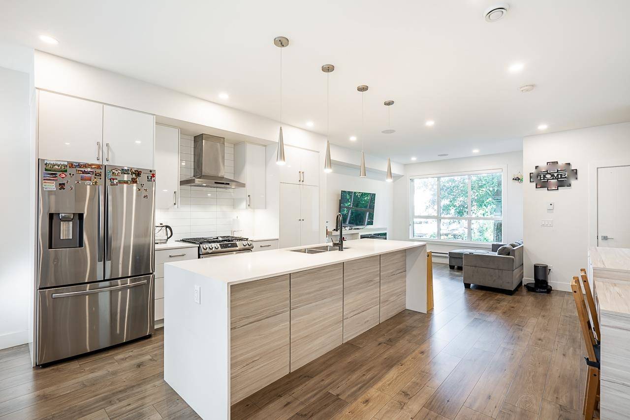 Surrey, BC V4N 1N3,7177 194a ST #53