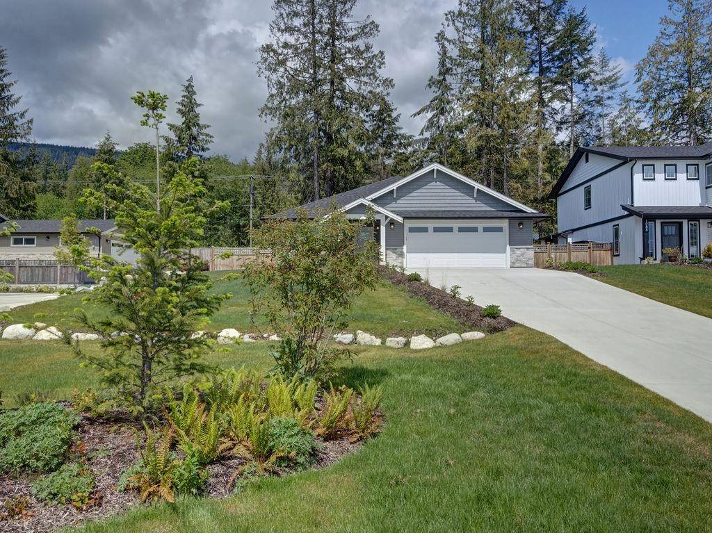 Gibsons, BC V0N 1V7,1084 Celia CRES
