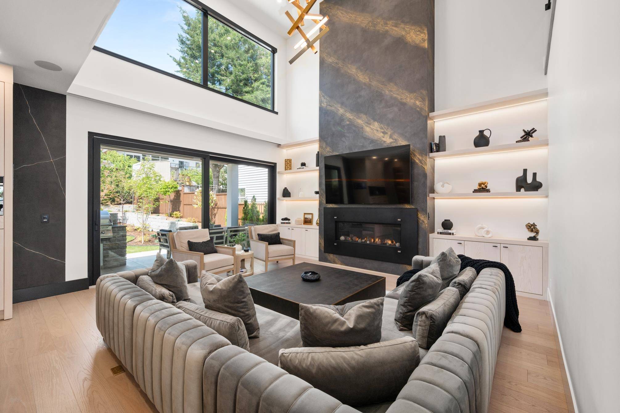White Rock, BC V4B 4T6,1265 Kent ST