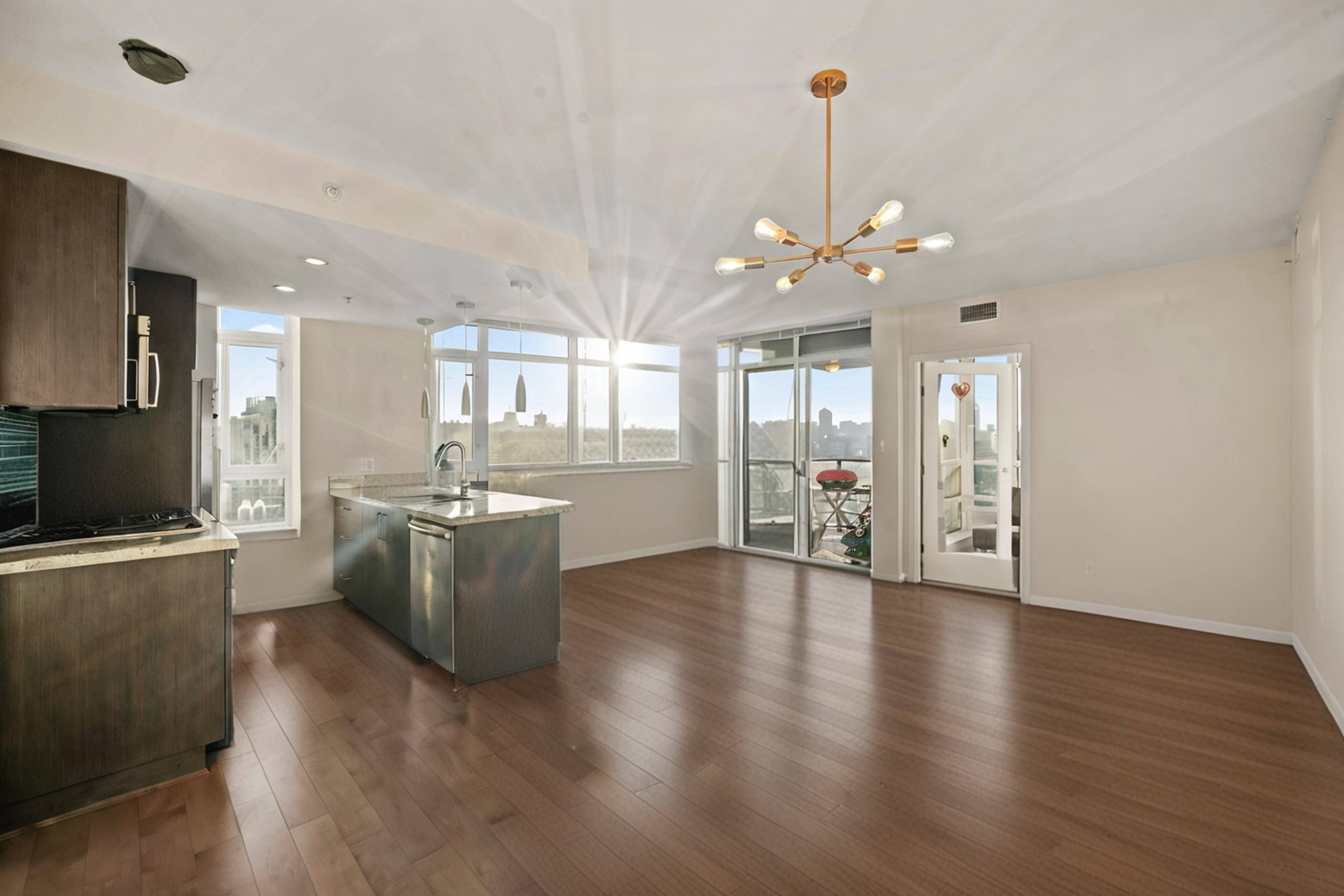 Vancouver, BC V5Y 0G9,89 W 2nd AVE #1402