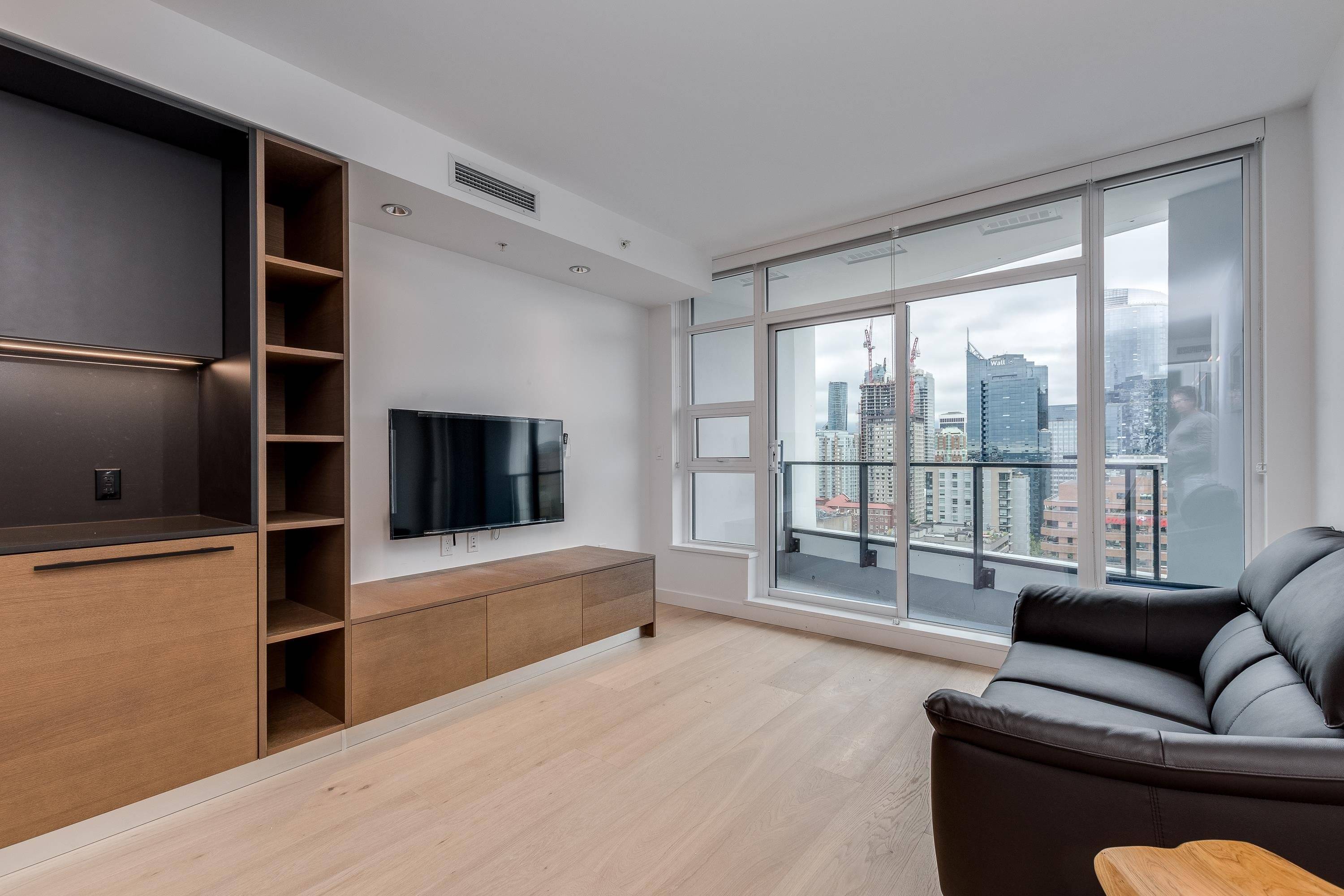 Vancouver, BC V6Z 0G7,1289 Hornby Street #3006