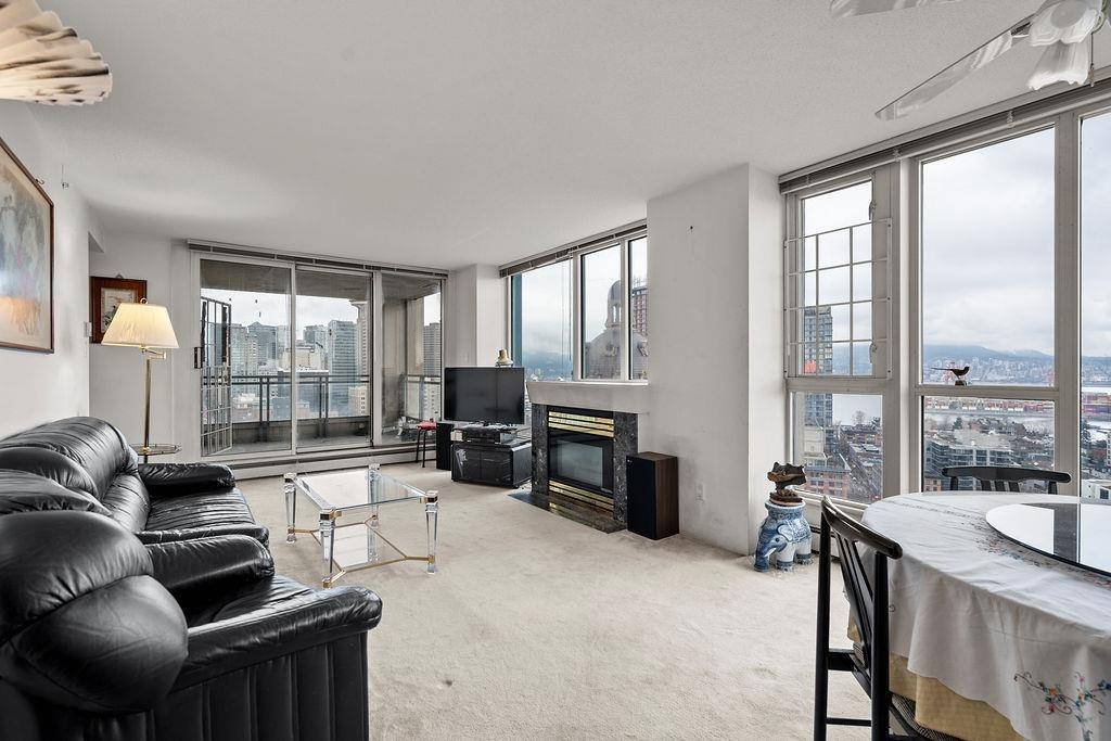 Vancouver, BC V6B 6B9,183 Keefer PL #2302