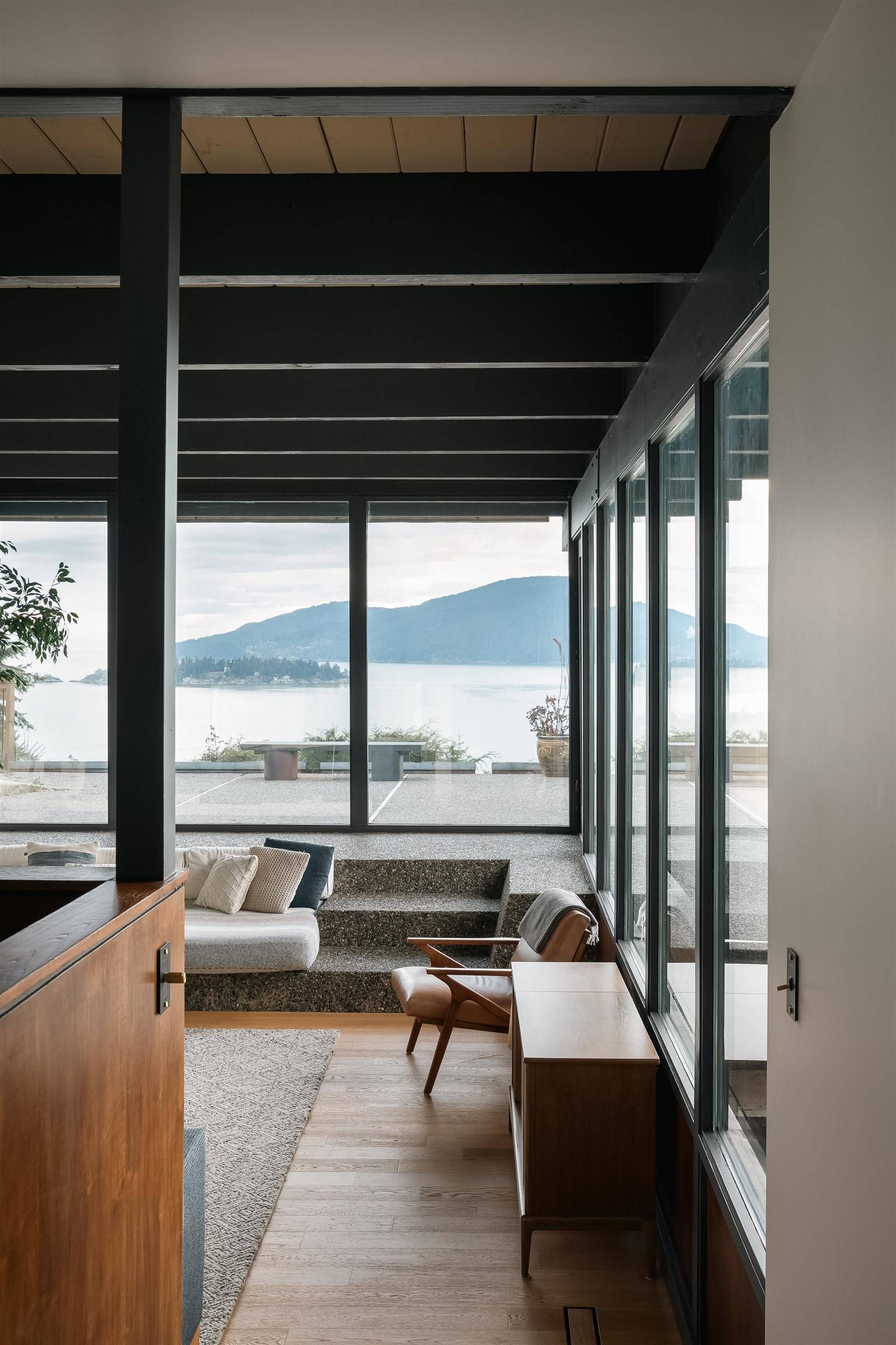 West Vancouver, BC V7W 2N1,5260 Keith RD