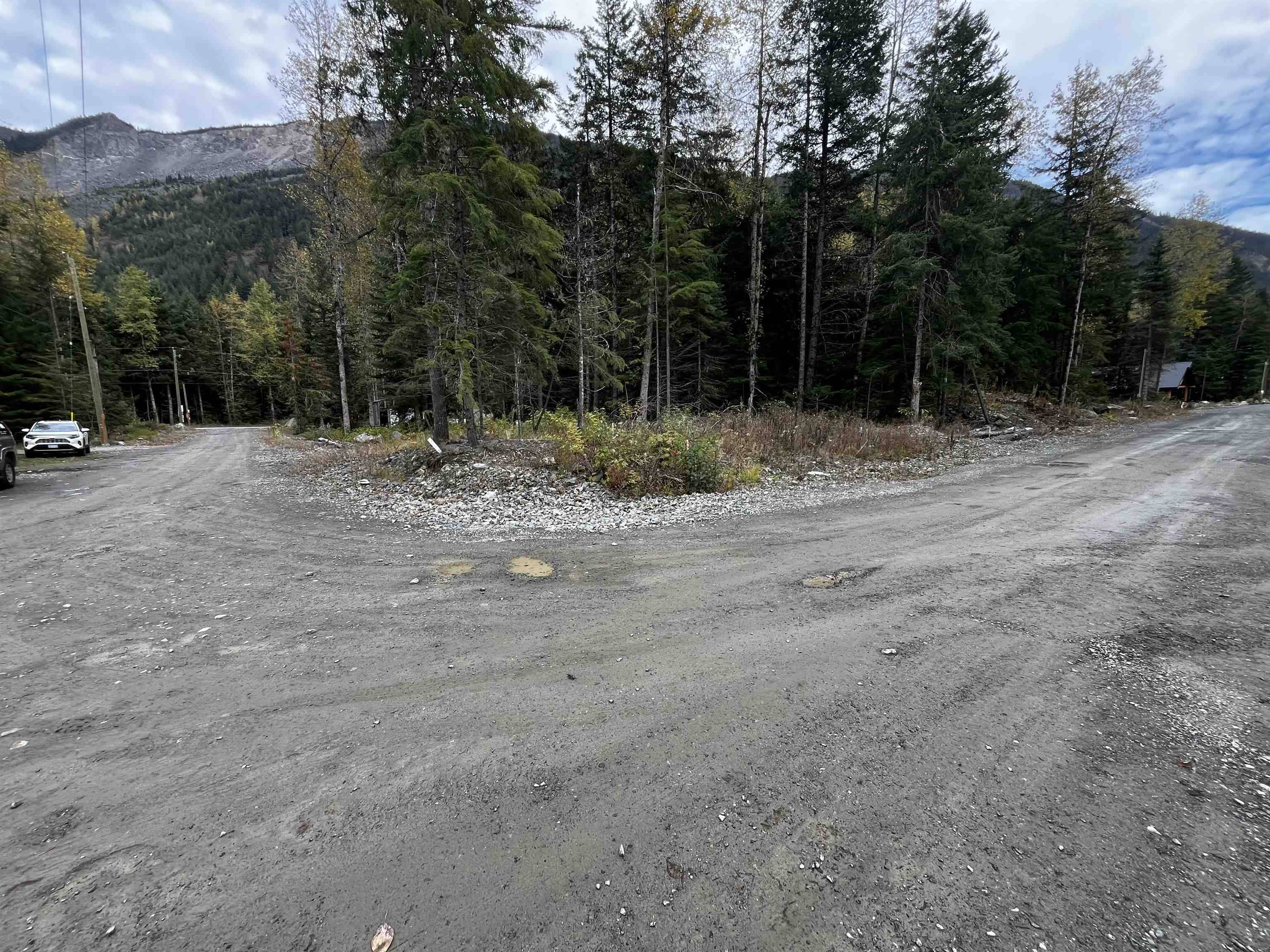 Sunshine Valley, BC V0X 1L5,SVE23 Old Hope Princeton HWY