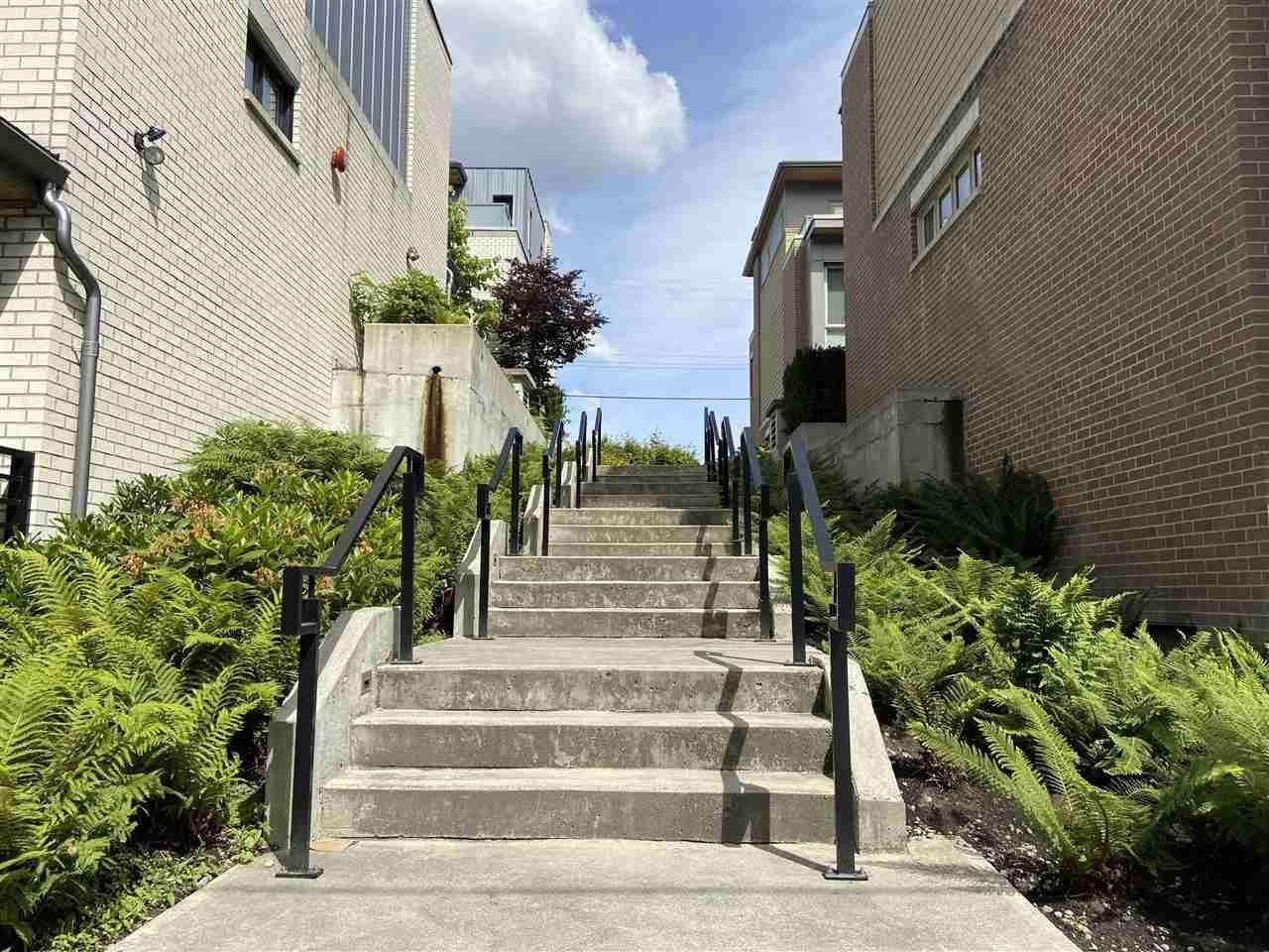 Vancouver, BC V6M 2V6,5502 Oak ST