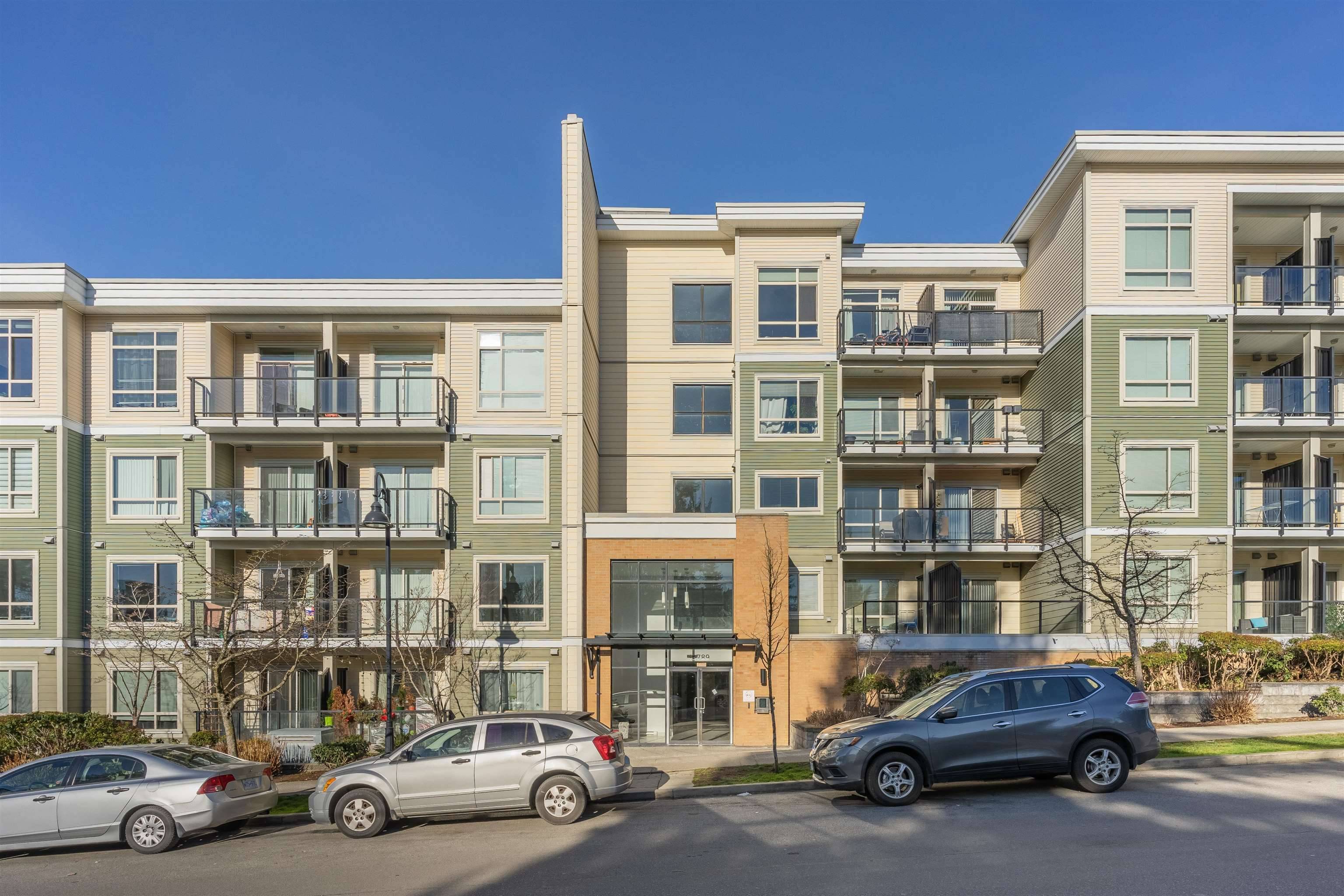 Surrey, BC V3T 0B8,13789 107a AVE #220