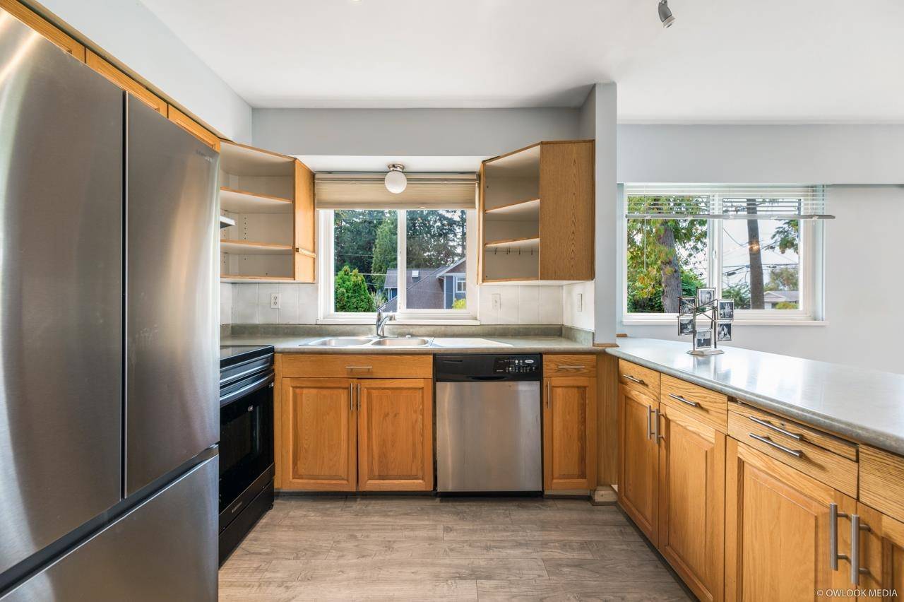 Delta, BC V4M 1C7,4805 2 AVE