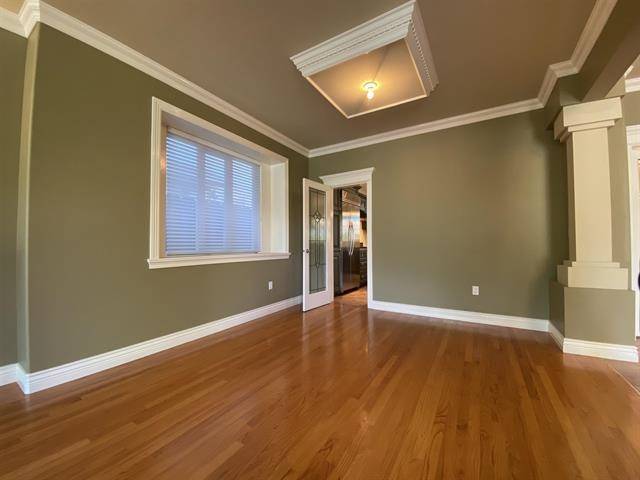 North Vancouver, BC V7N 2M2,467 W Kings RD