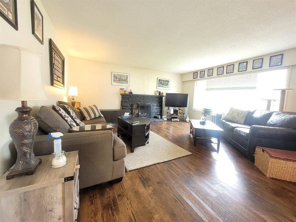 Delta, BC V4M 1X8,4984 10a AVE