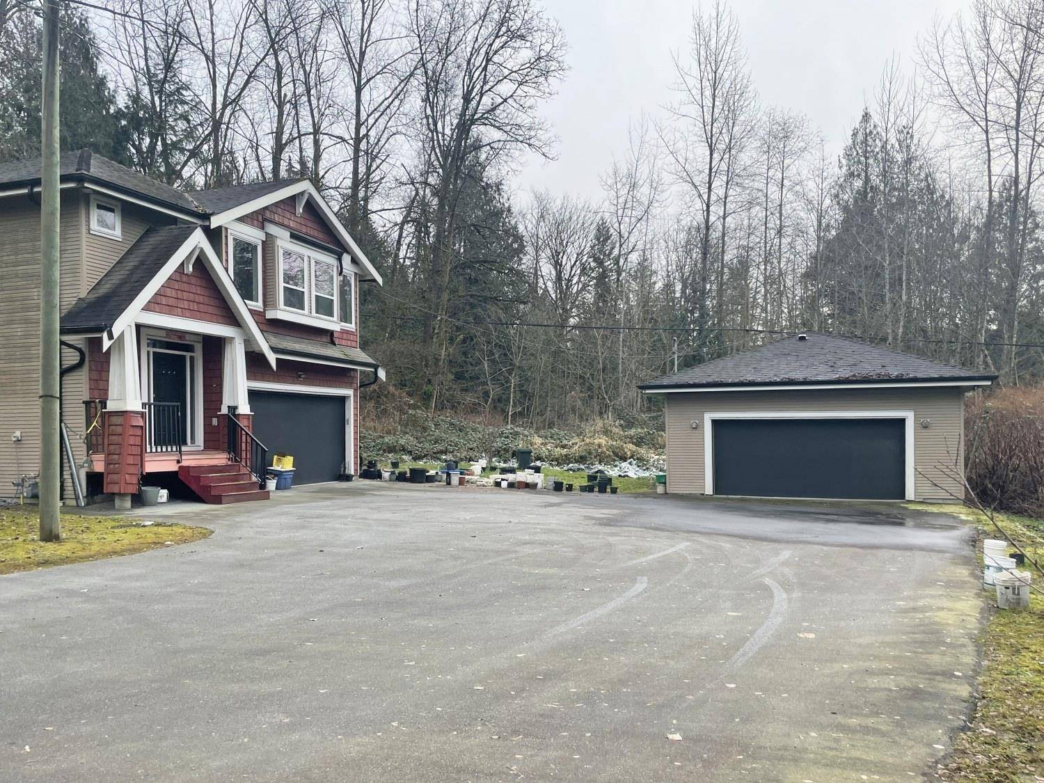 Maple Ridge, BC V4R 1Y4,25982 Dewdney Trunk RD