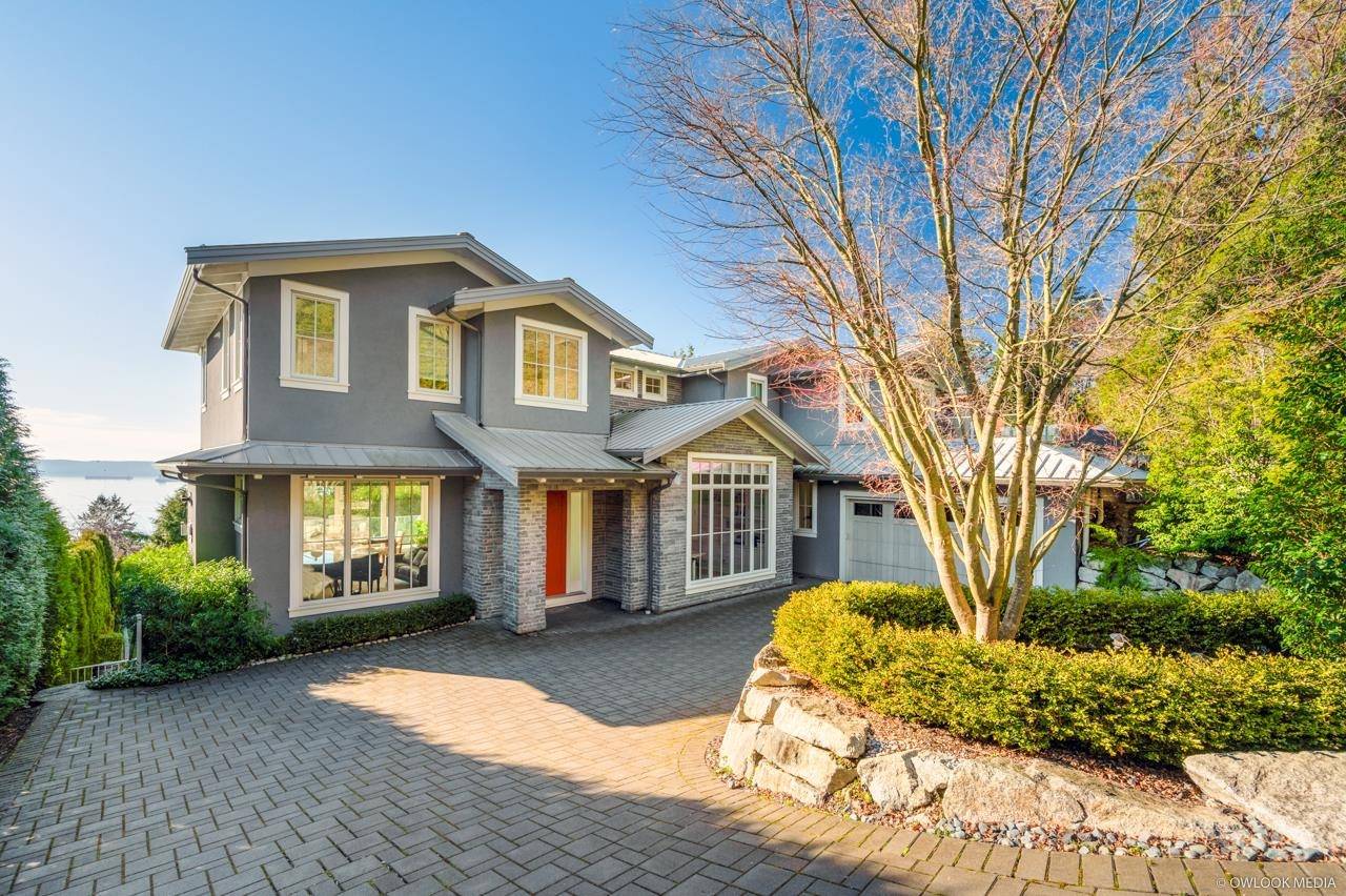 West Vancouver, BC V7V 3G6,3326 Westmount RD