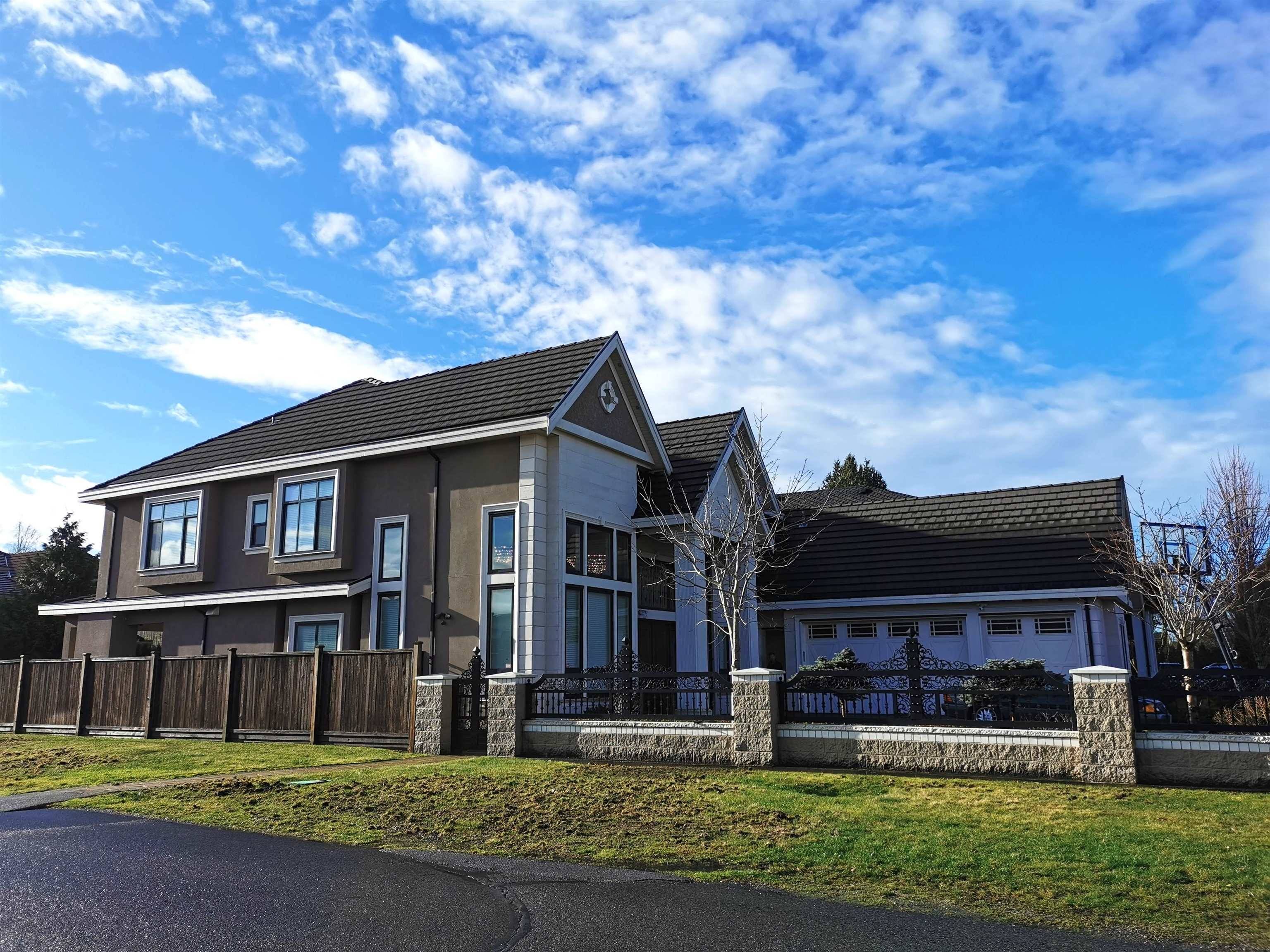 Richmond, BC V7C 1P8,4488 Coldfall RD