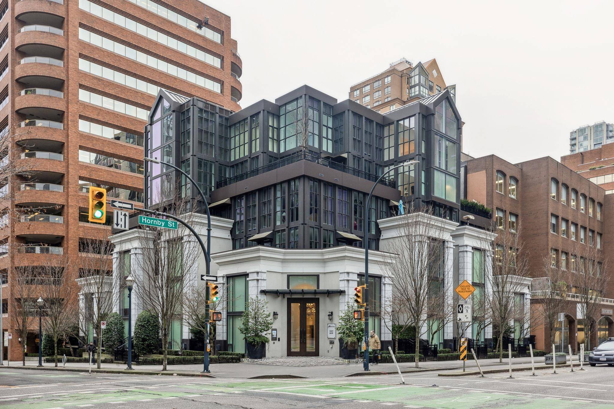Vancouver, BC V6Z 1V8,1102 Hornby ST #PH4