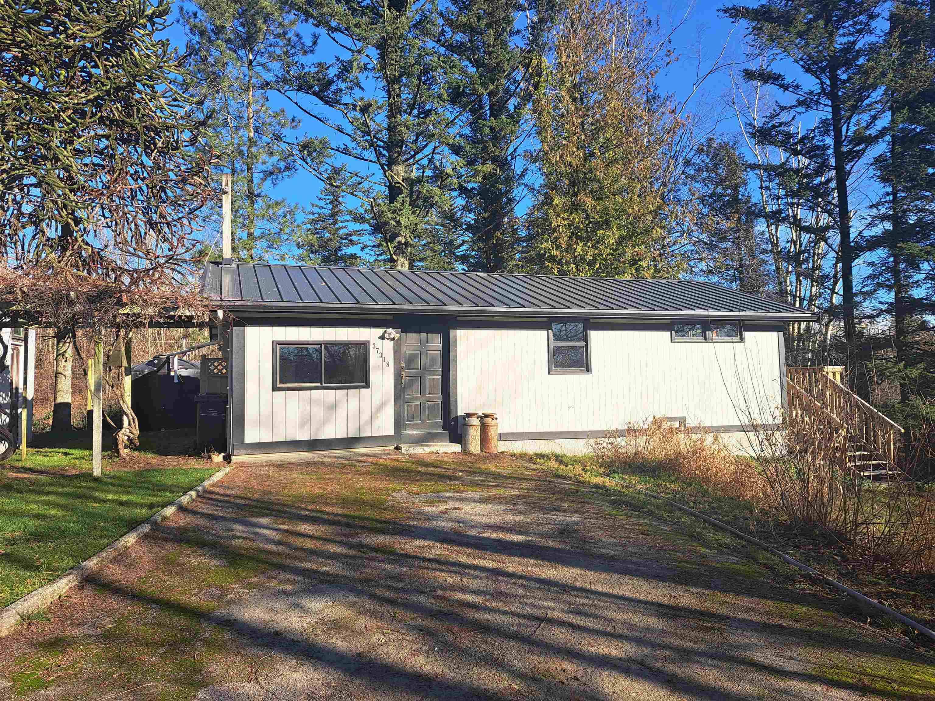 Abbotsford, BC V3G 2K6,37318 Ward RD