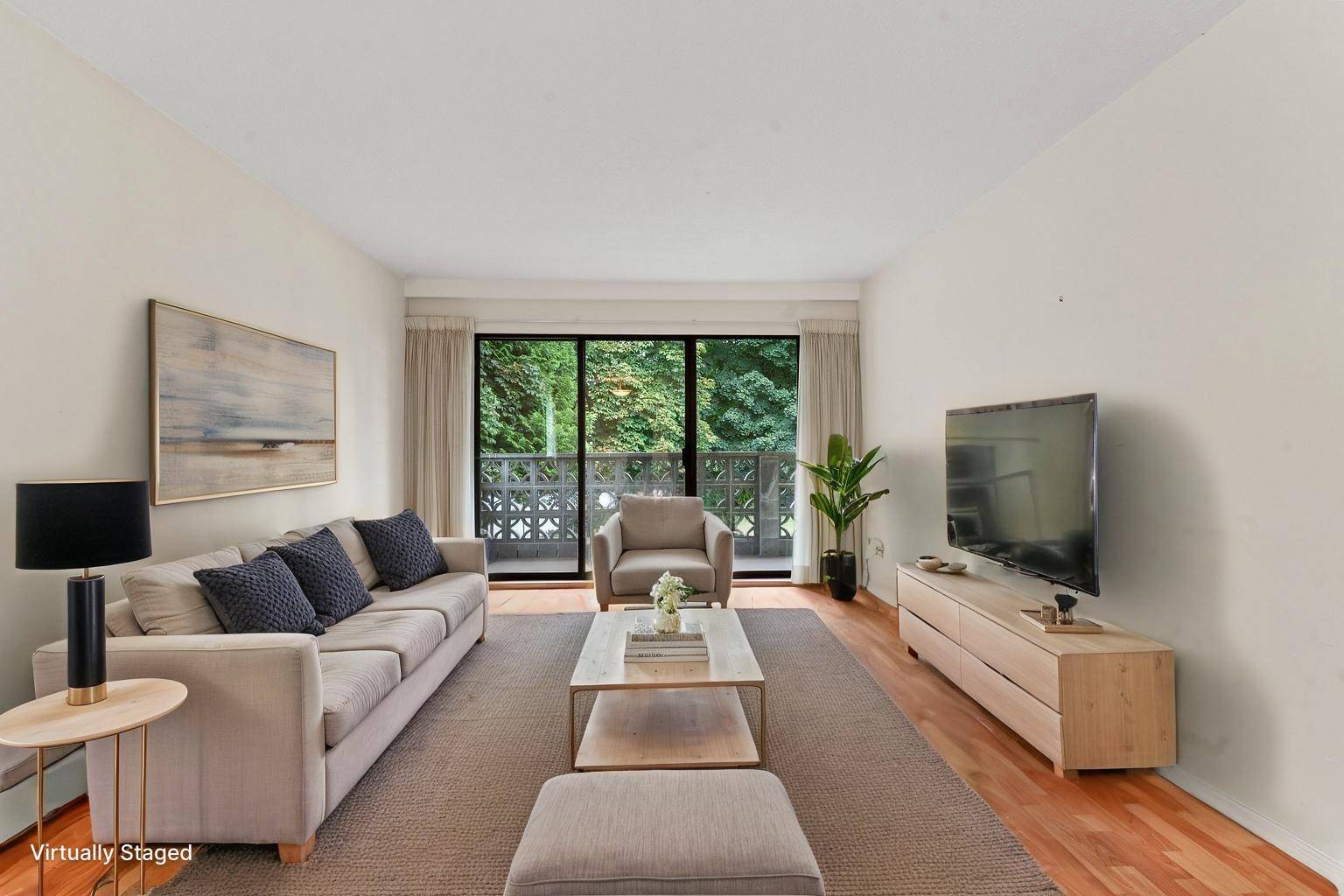 Abbotsford, BC V2S 2J6,33369 Old Yale RD #106