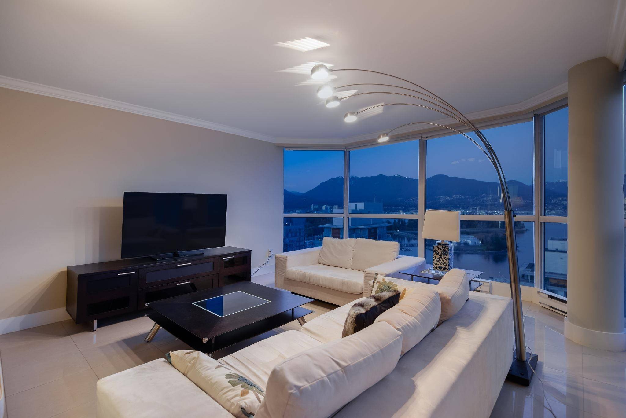 Vancouver, BC V6G 3C8,1415 W Georgia ST #2303