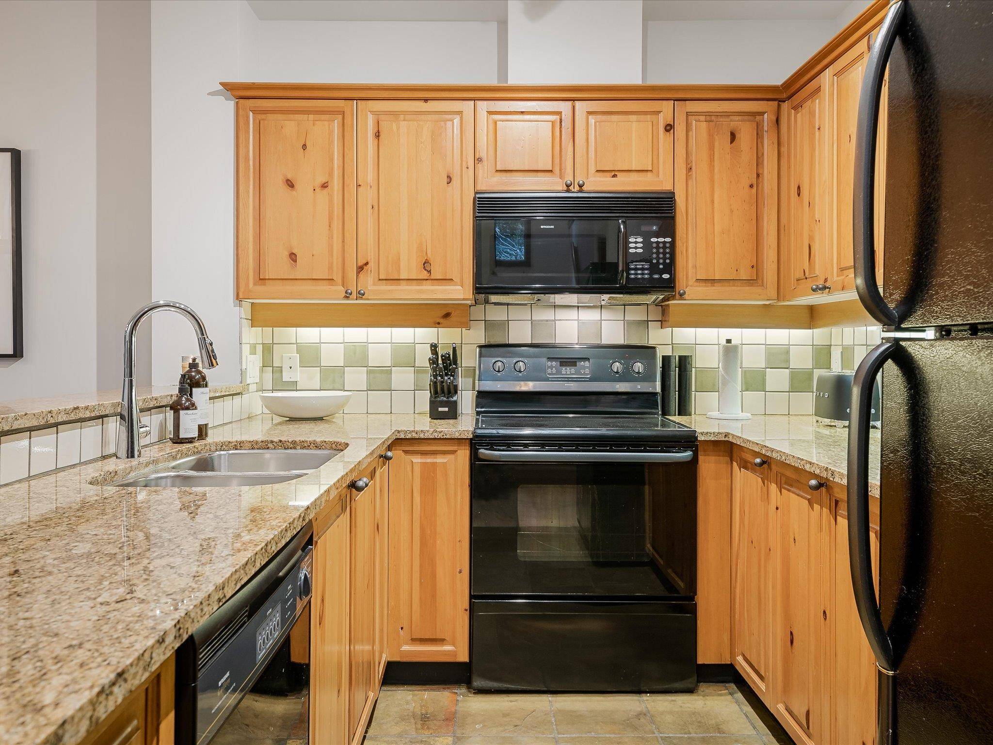 Whistler, BC V8E 0Z2,4668 Blackcomb WAY #1