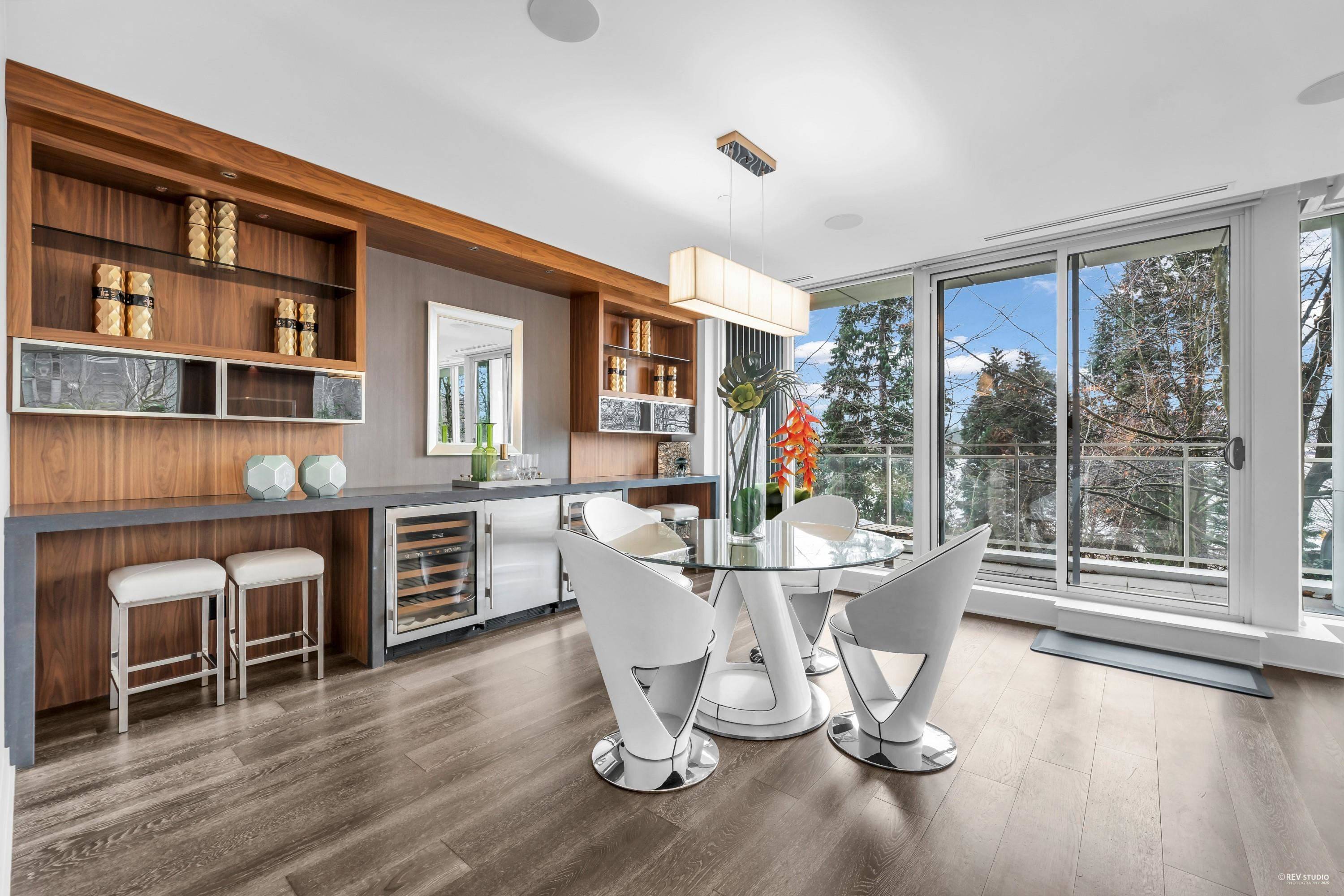 Vancouver, BC V9C 0A2,1139 W Cordova ST #104