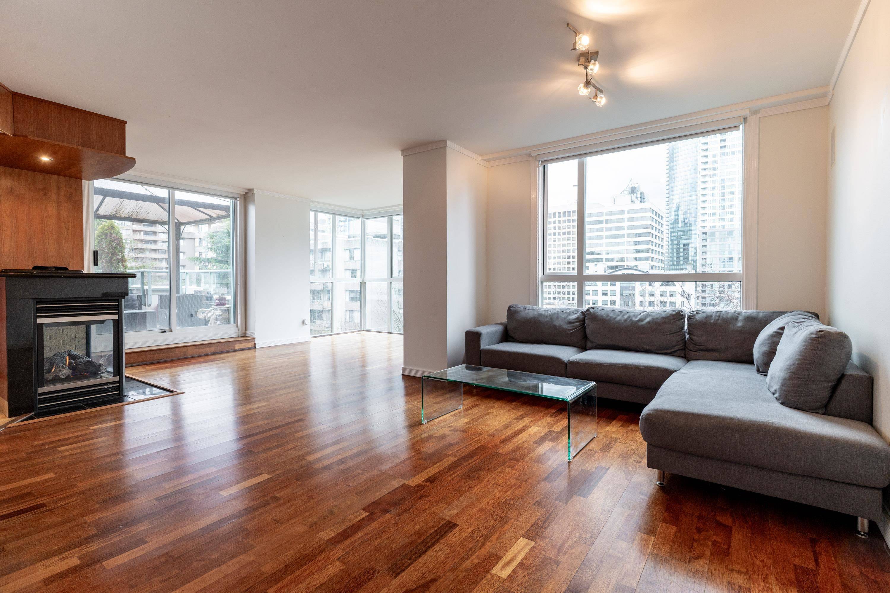Vancouver, BC V6E 1C9,1132 Haro ST #704