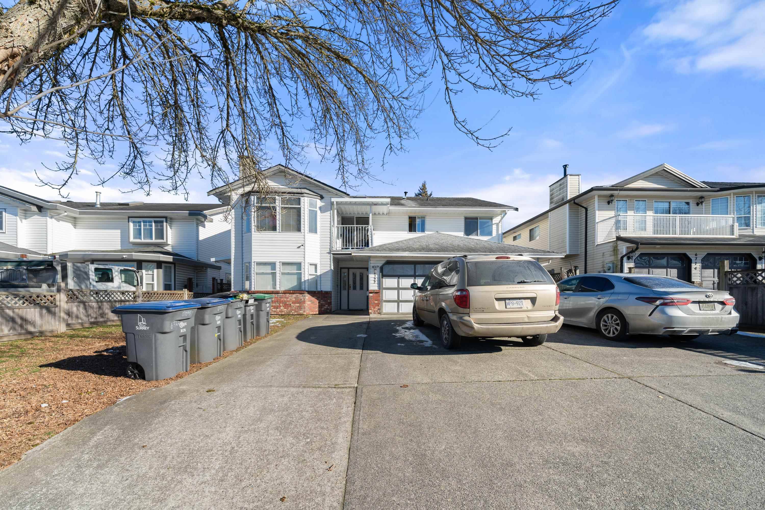 Surrey, BC V3W 0Z7,6722 124 ST