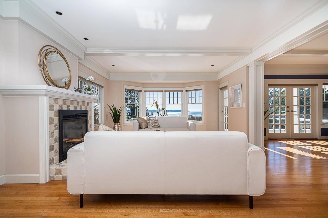 West Vancouver, BC V7W 2M3,4413 Keith RD