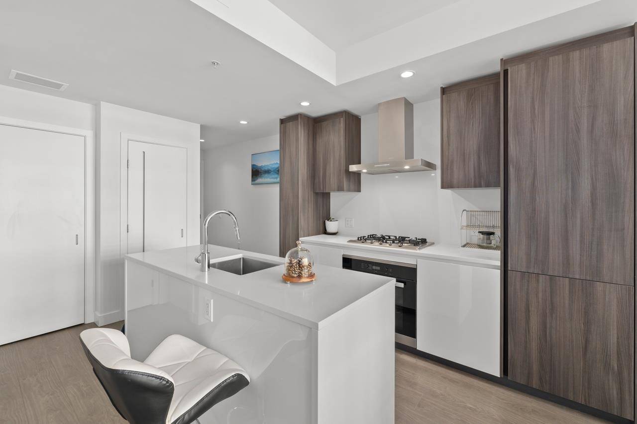 Richmond, BC V6Y 0L7,8133 Cook RD #908