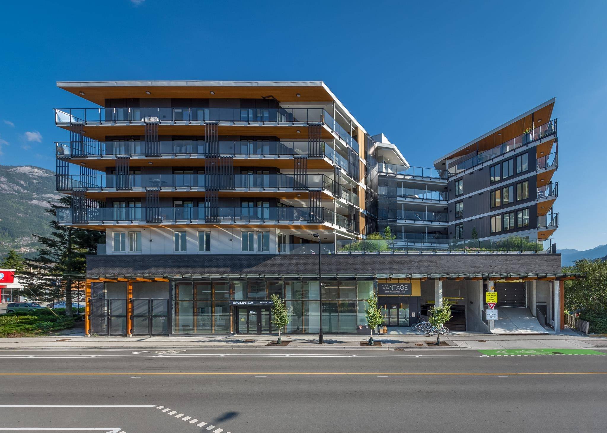 Squamish, BC V8B 1B7,1365 Pemberton AVE #304