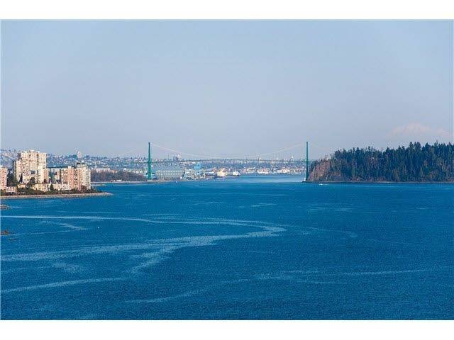 West Vancouver, BC V7V 0A9,3699 Sunset LN