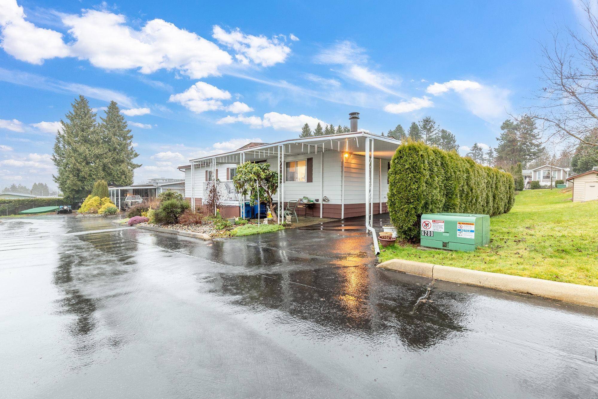 Surrey, BC V3W 4V1,8234 134 ST #131