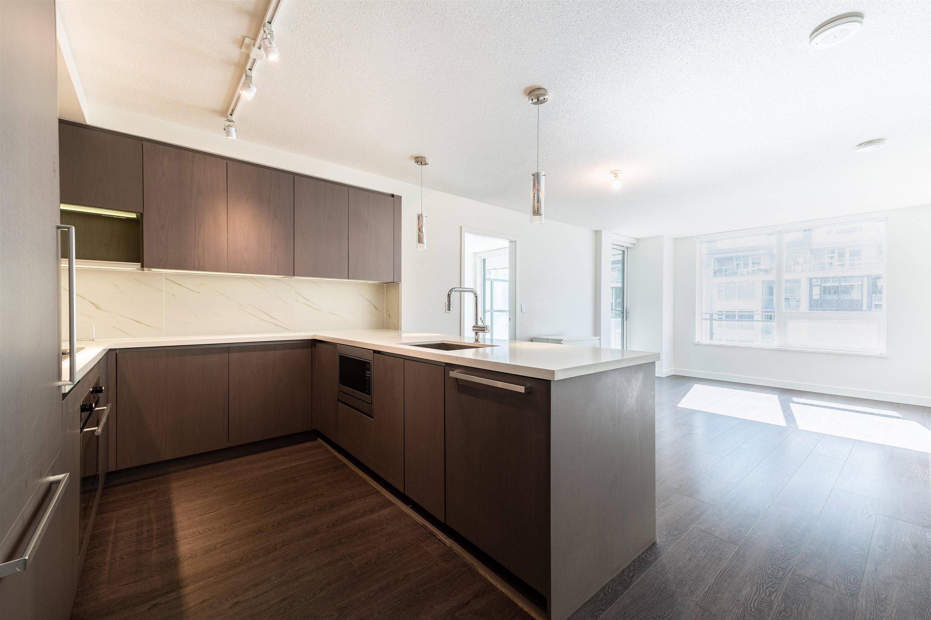 Richmond, BC V6X 0N3,8833 Hazelbridge WAY #508