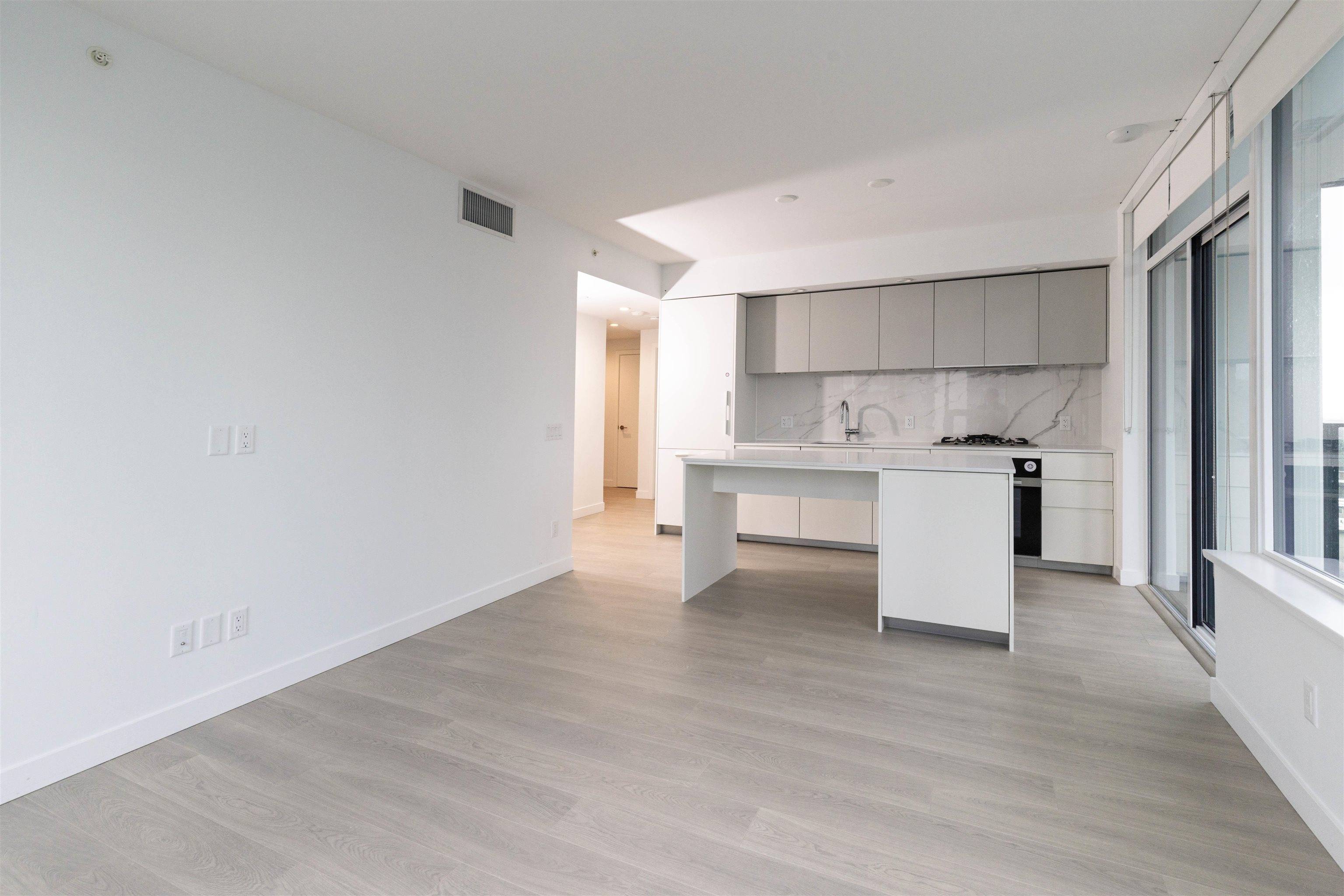 Burnaby, BC V5H 0K9,6537 Telford AVE #1009