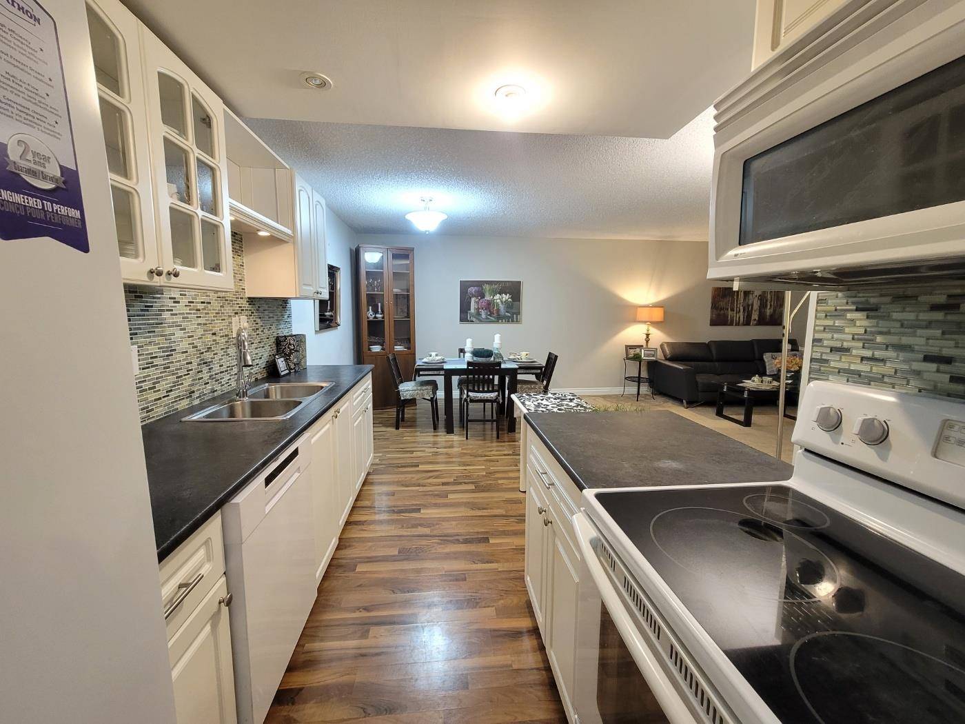 Maple Ridge, BC V2X 5W1,12096 222 ST #106