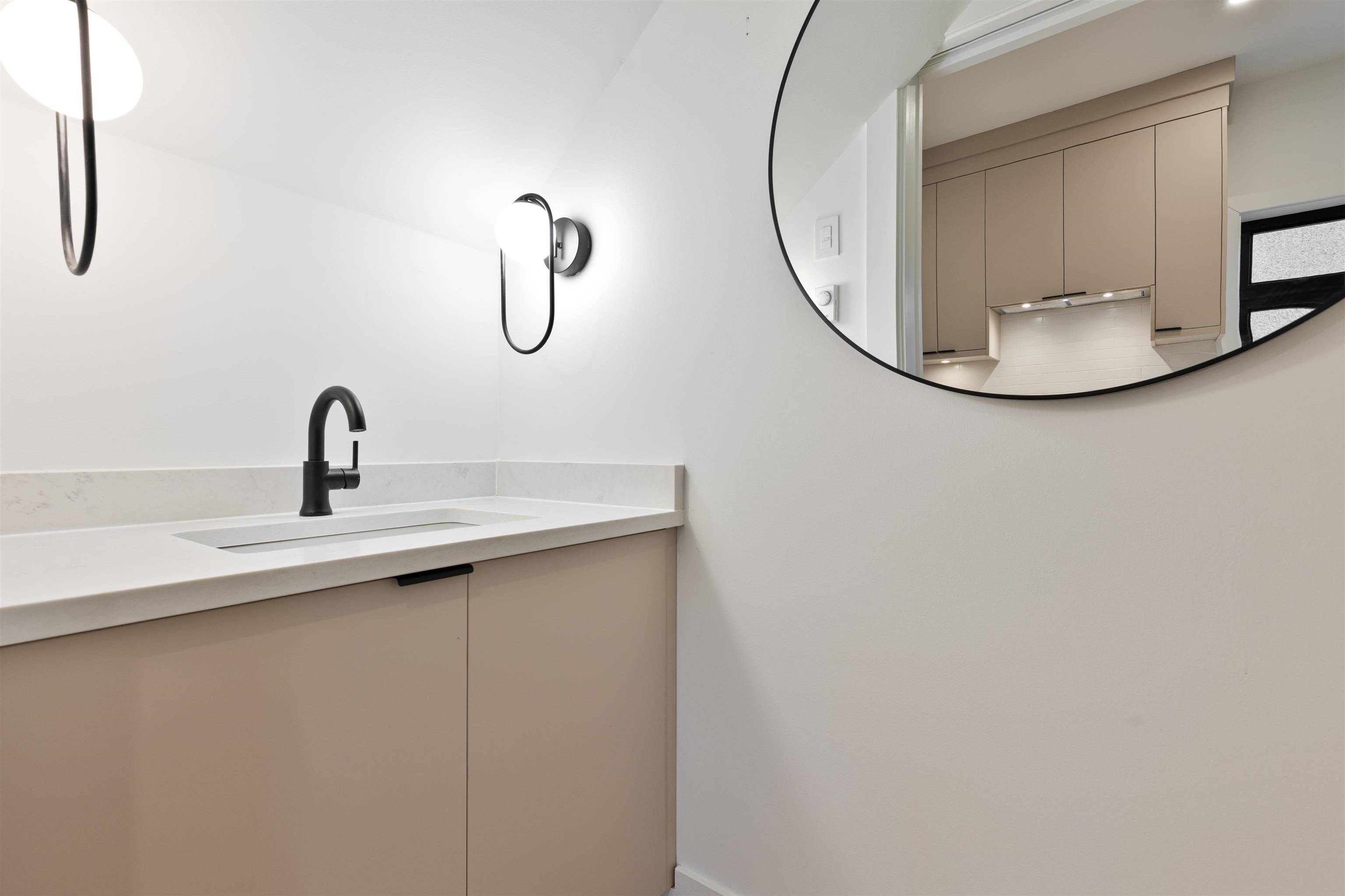 Vancouver, BC V5R 4S6,2632 Ward ST