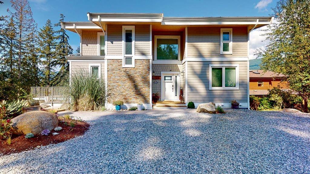 Sechelt, BC V7Z 0E1,5944 Skookumchuk RD