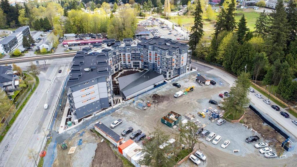 Surrey, BC V3T 0R7,11077 Ravine RD #325