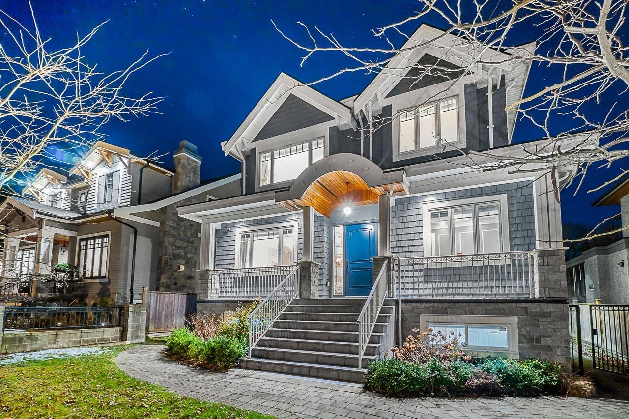 Vancouver, BC V6N 2W1,3741 W 37th AVE