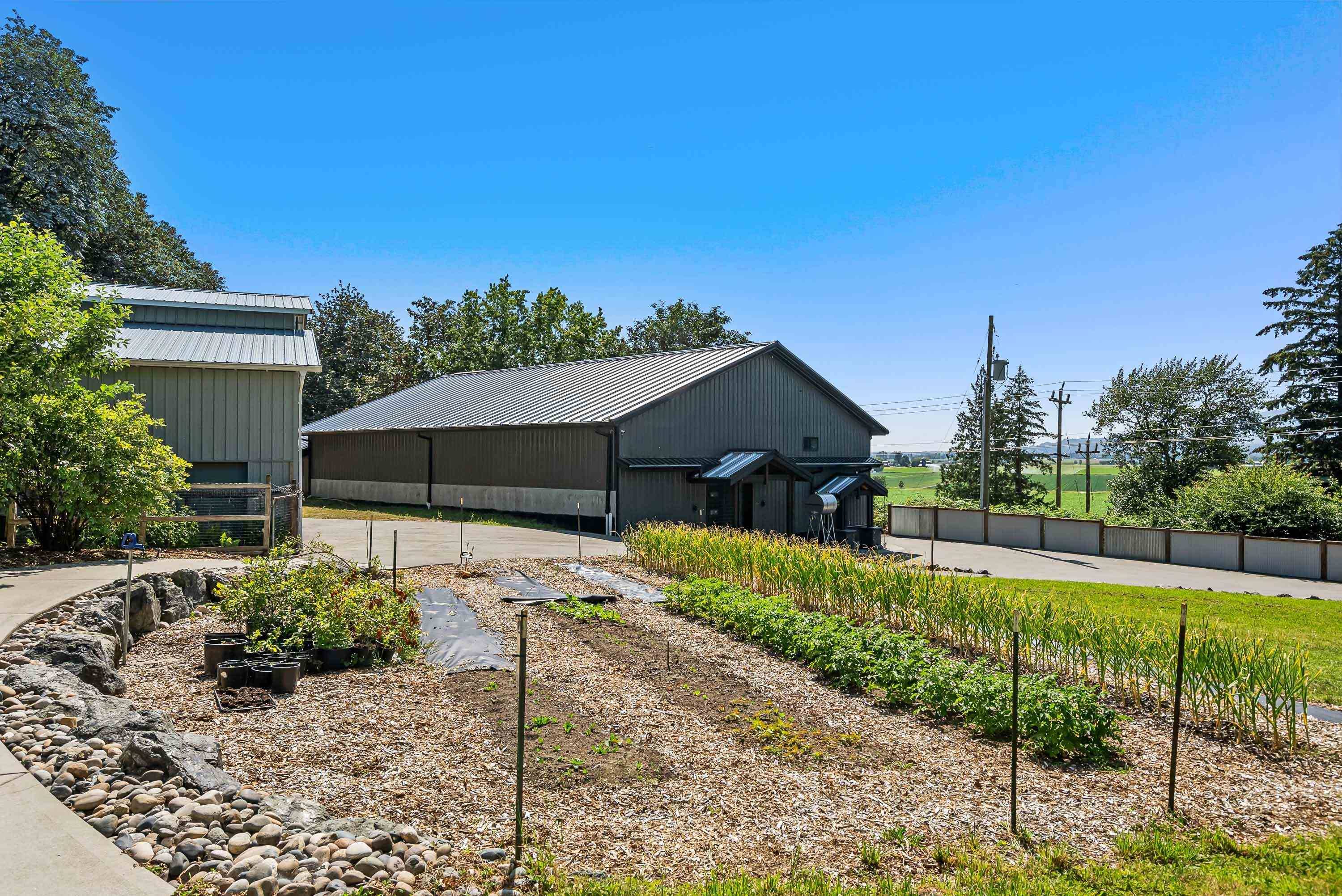 Abbotsford, BC V3G 2M9,41056 Belrose RD