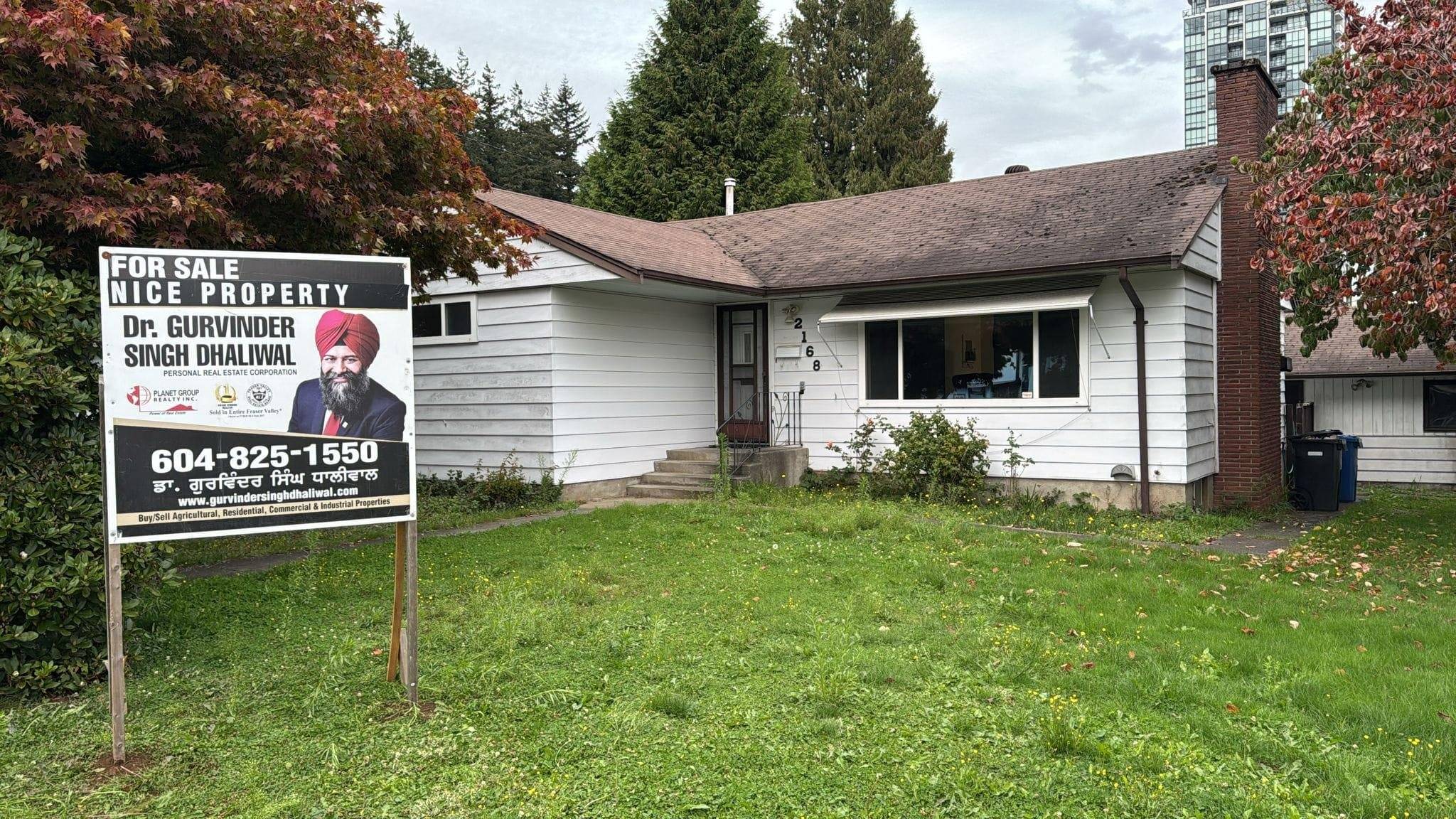 Abbotsford, BC V2T 3H9,2168 Emerson ST