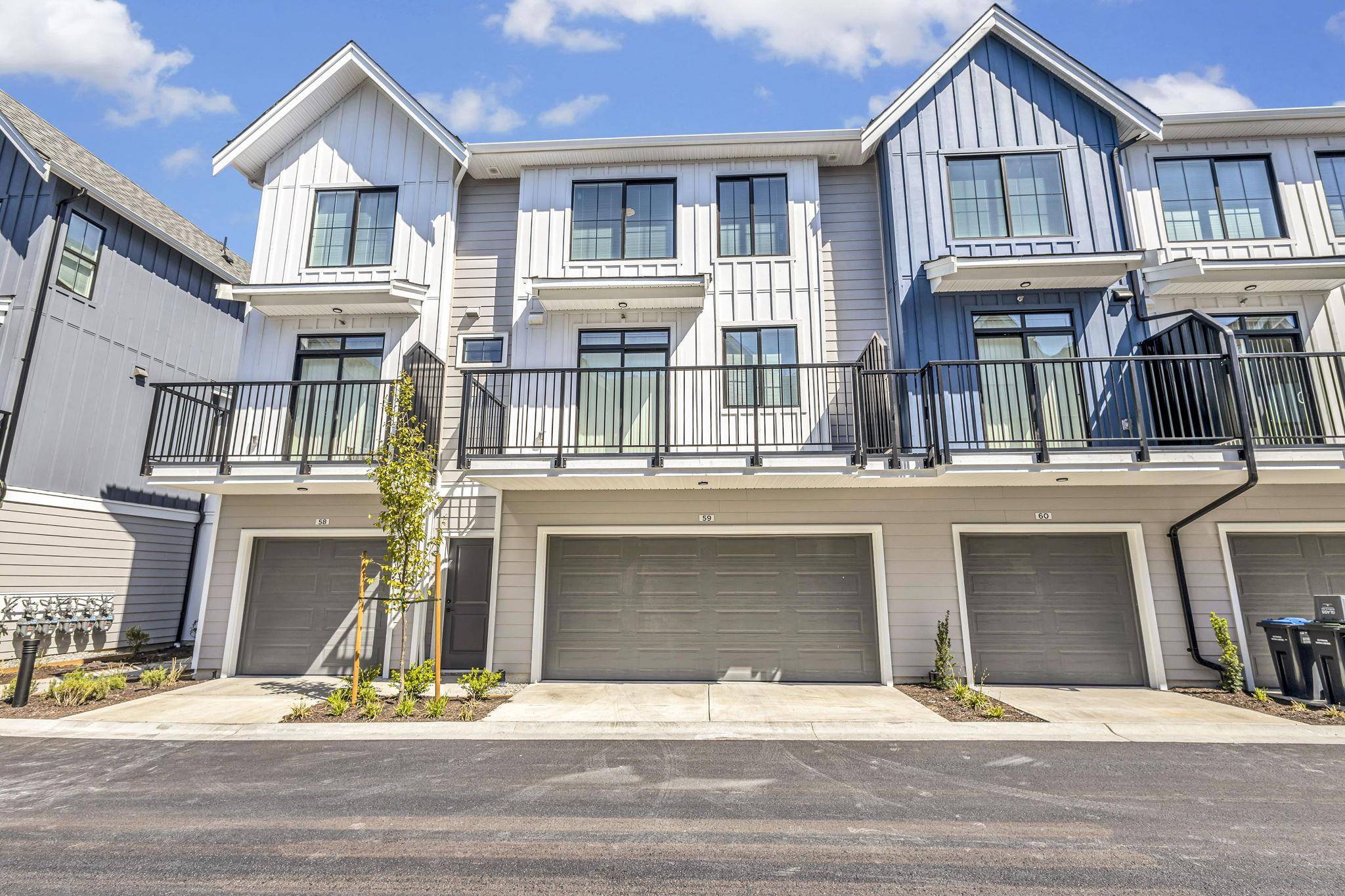 New Westminster, BC V3M 0M1,488 Furness ST #59