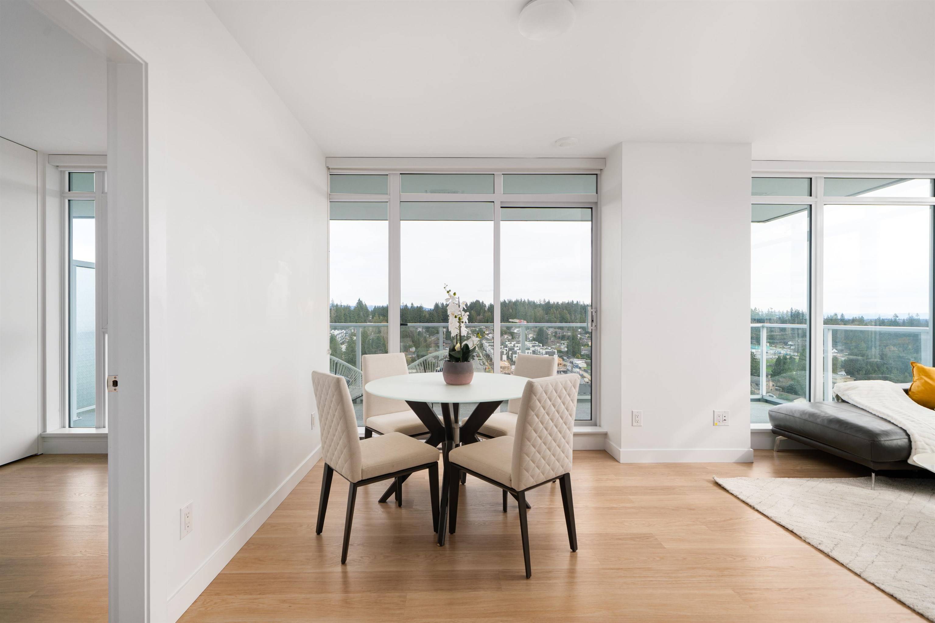 Coquitlam, BC V3J 0H6,525 Foster AVE #1809