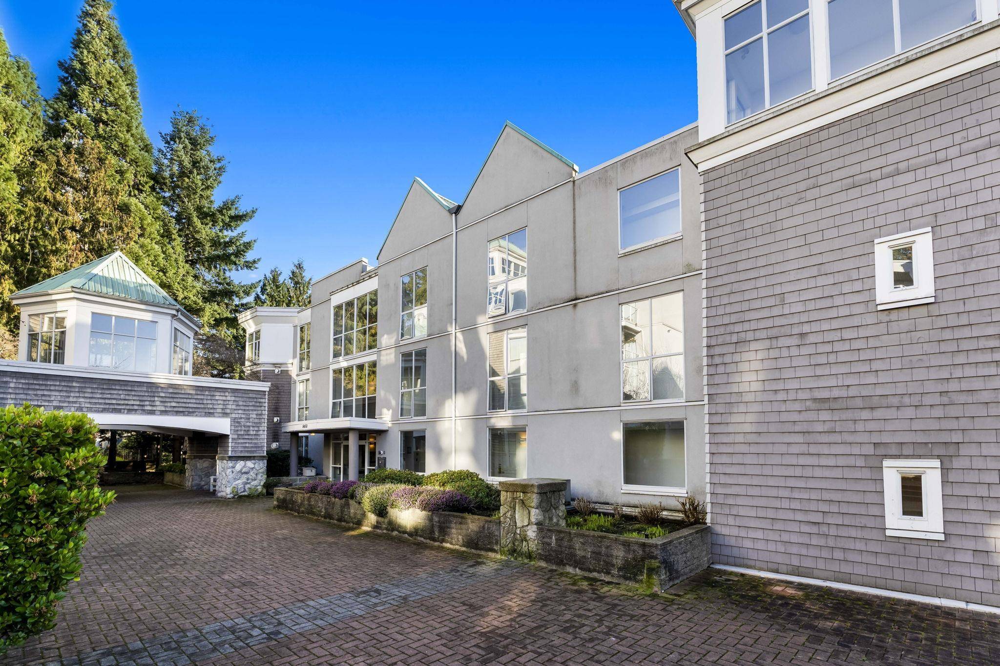 Vancouver, BC V5S 4S9,8450 Jellicoe ST #312