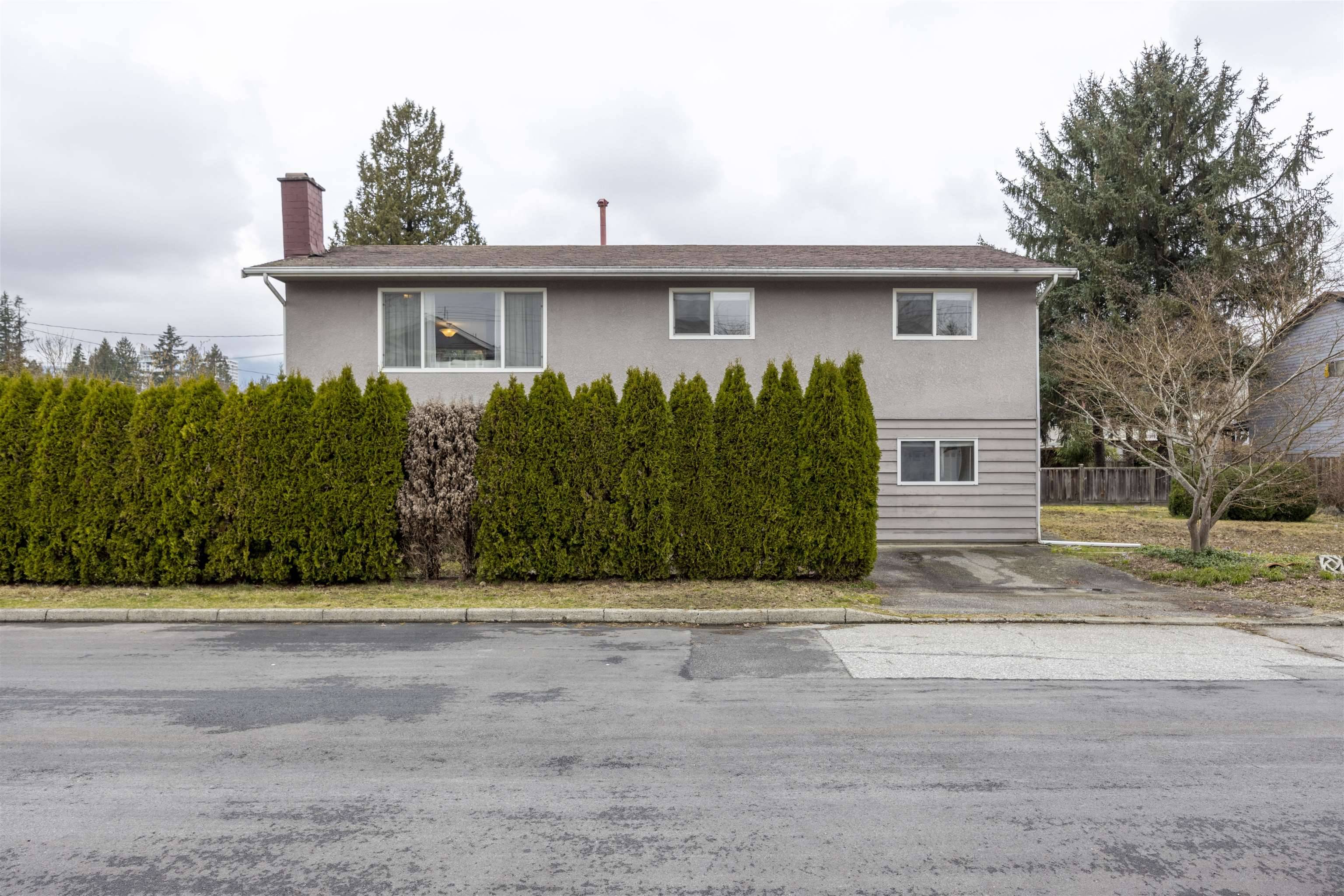 Port Coquitlam, BC V3B 1Y4,2429 Chilcott AVE