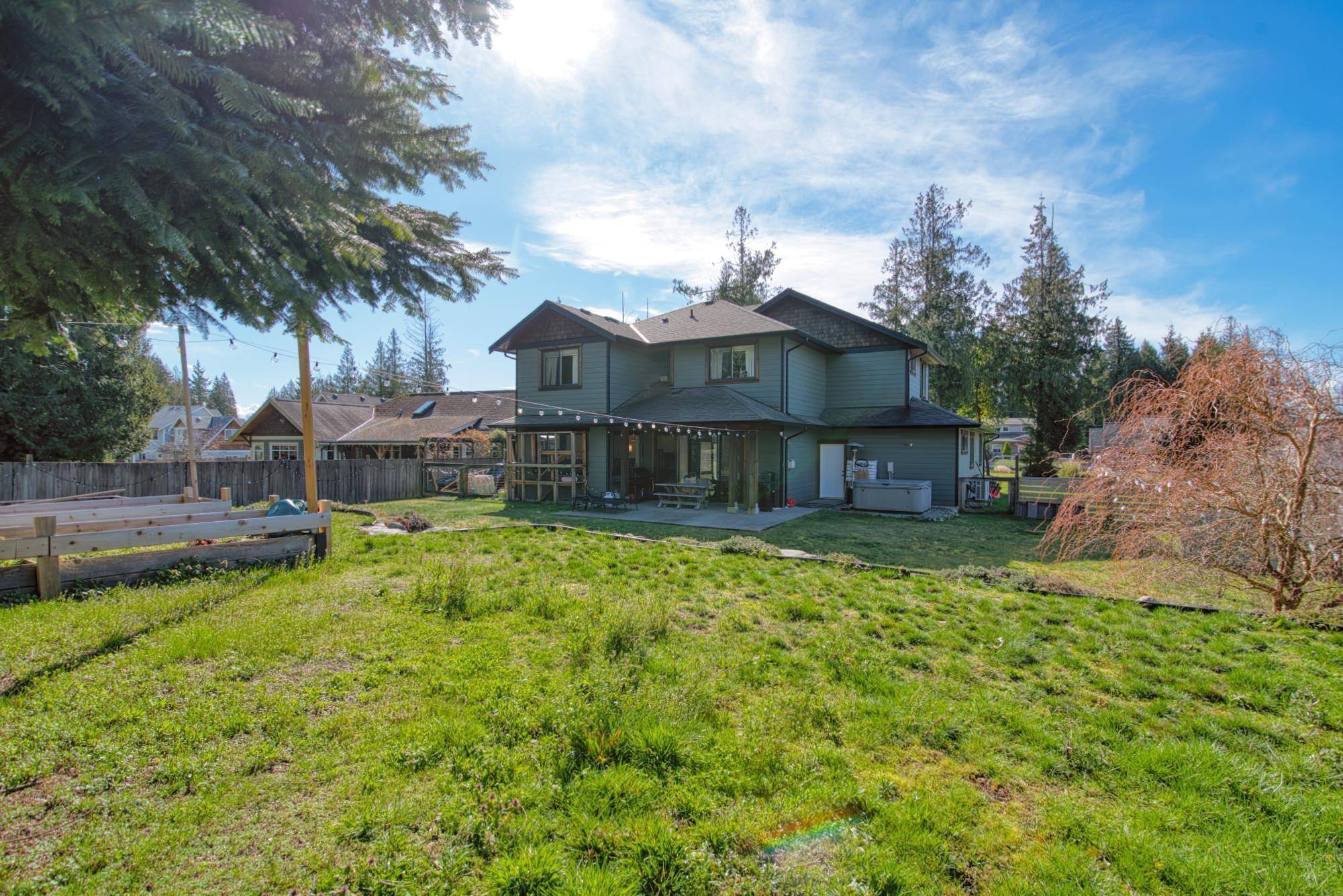 Gibsons, BC V0N 1V3,1238 Grandview RD