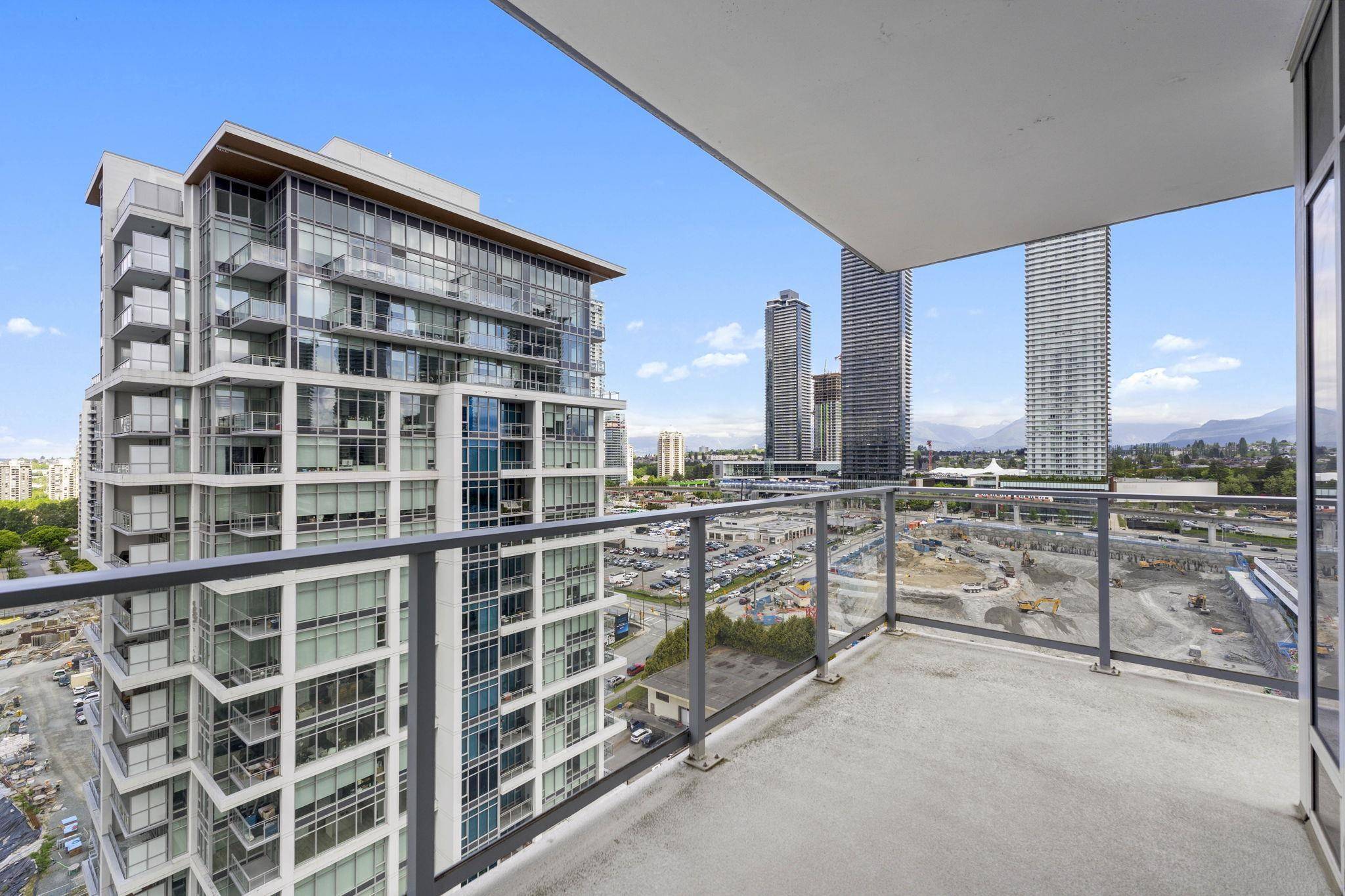 Burnaby, BC V5C 0M1,2311 Beta AVE #2008