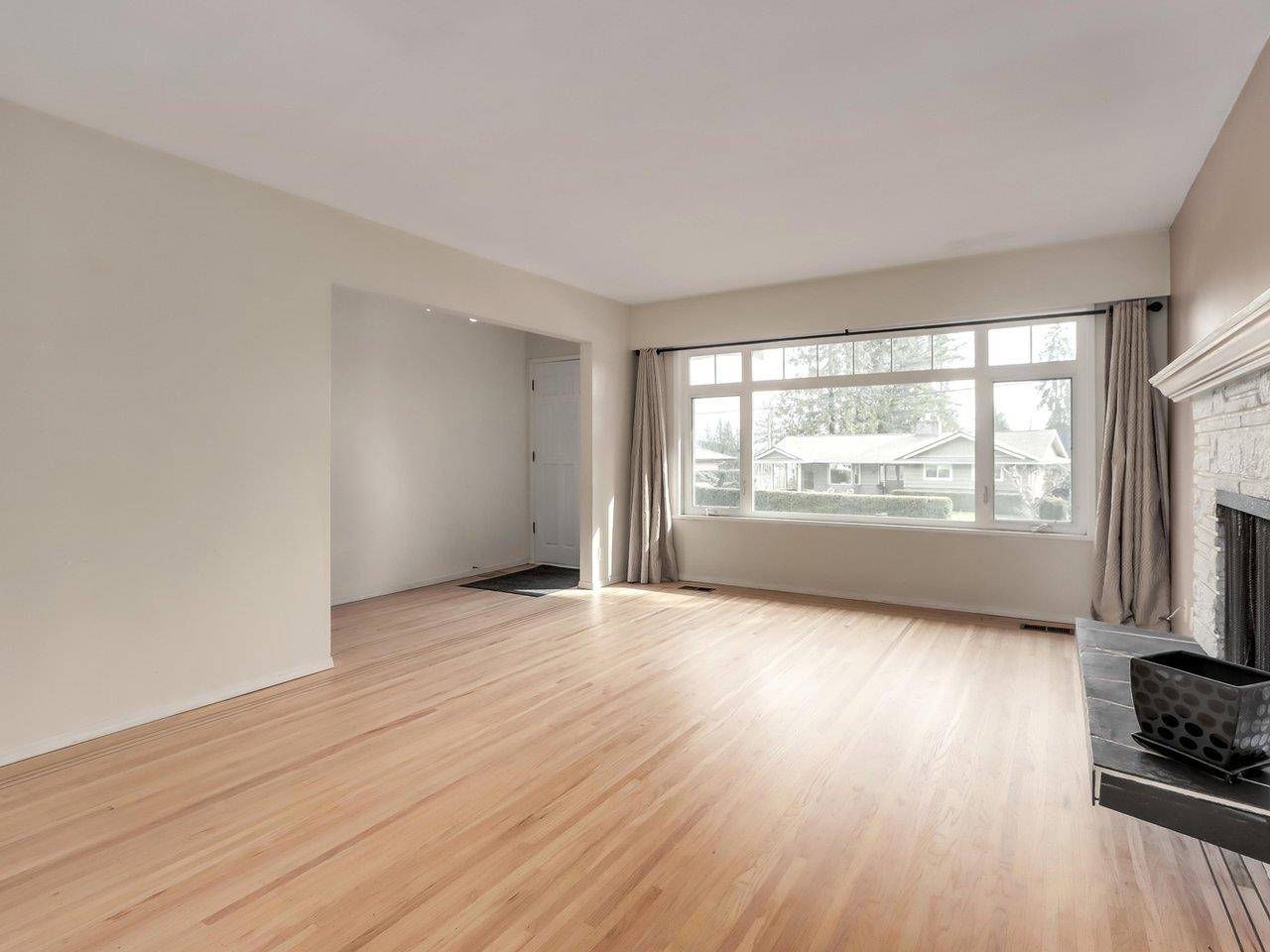 North Vancouver, BC V7H 1C7,2984 Plymouth DR