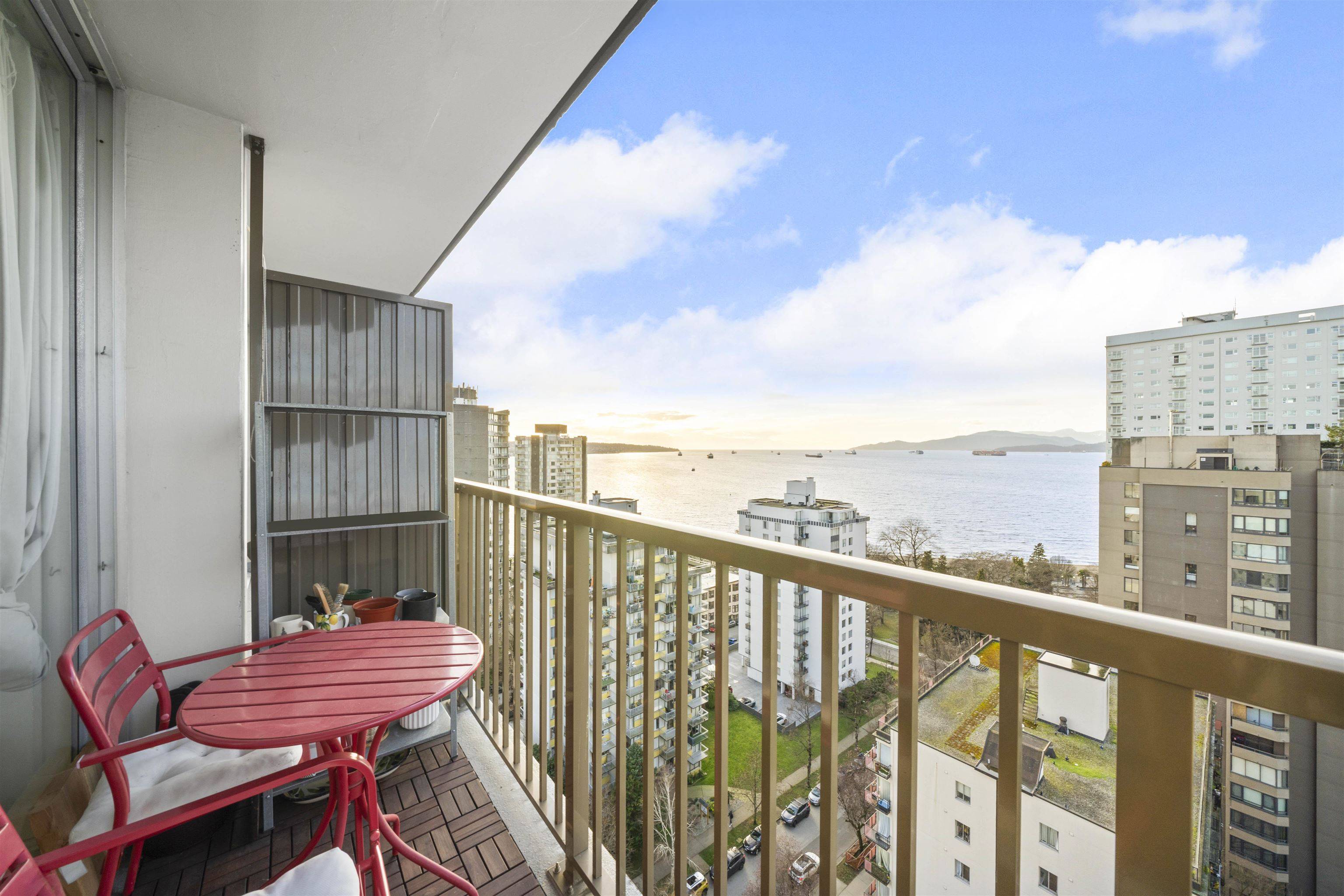 Vancouver, BC V6G 2H9,1251 Cardero ST #1803