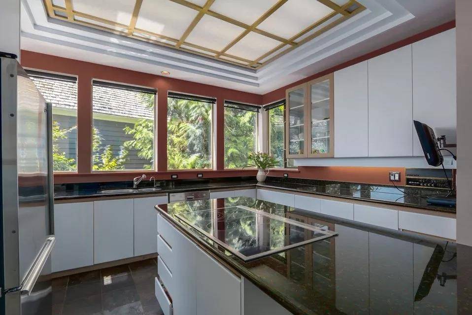 West Vancouver, BC V7S 3A6,4779 Woodley DR
