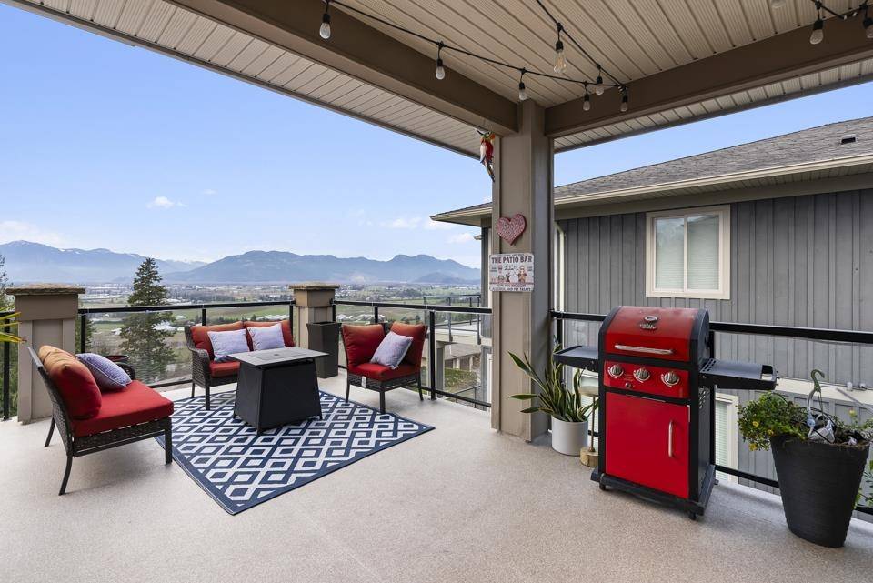 Chilliwack, BC V4Z 1K7,51075 Falls CT #125